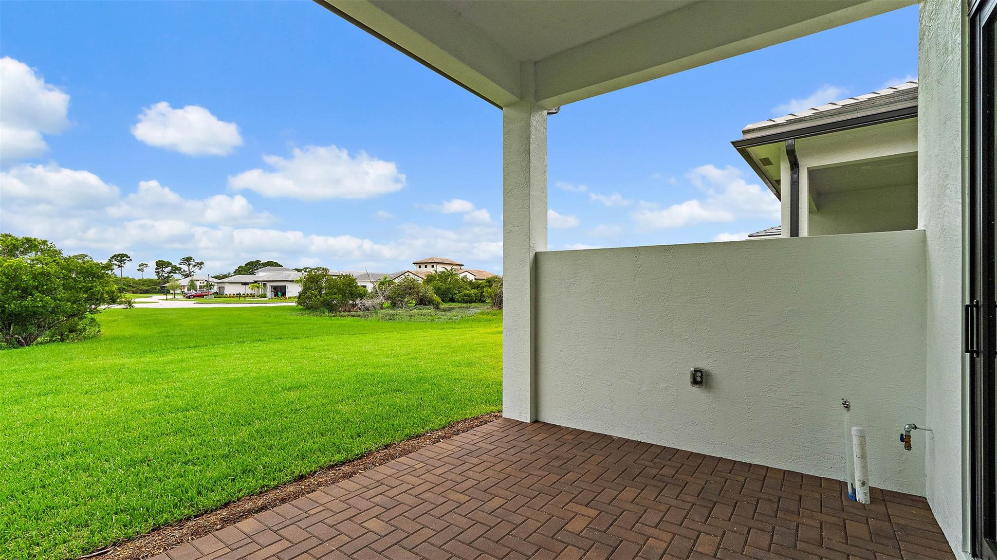 KH RIVELLA LLC - Residential