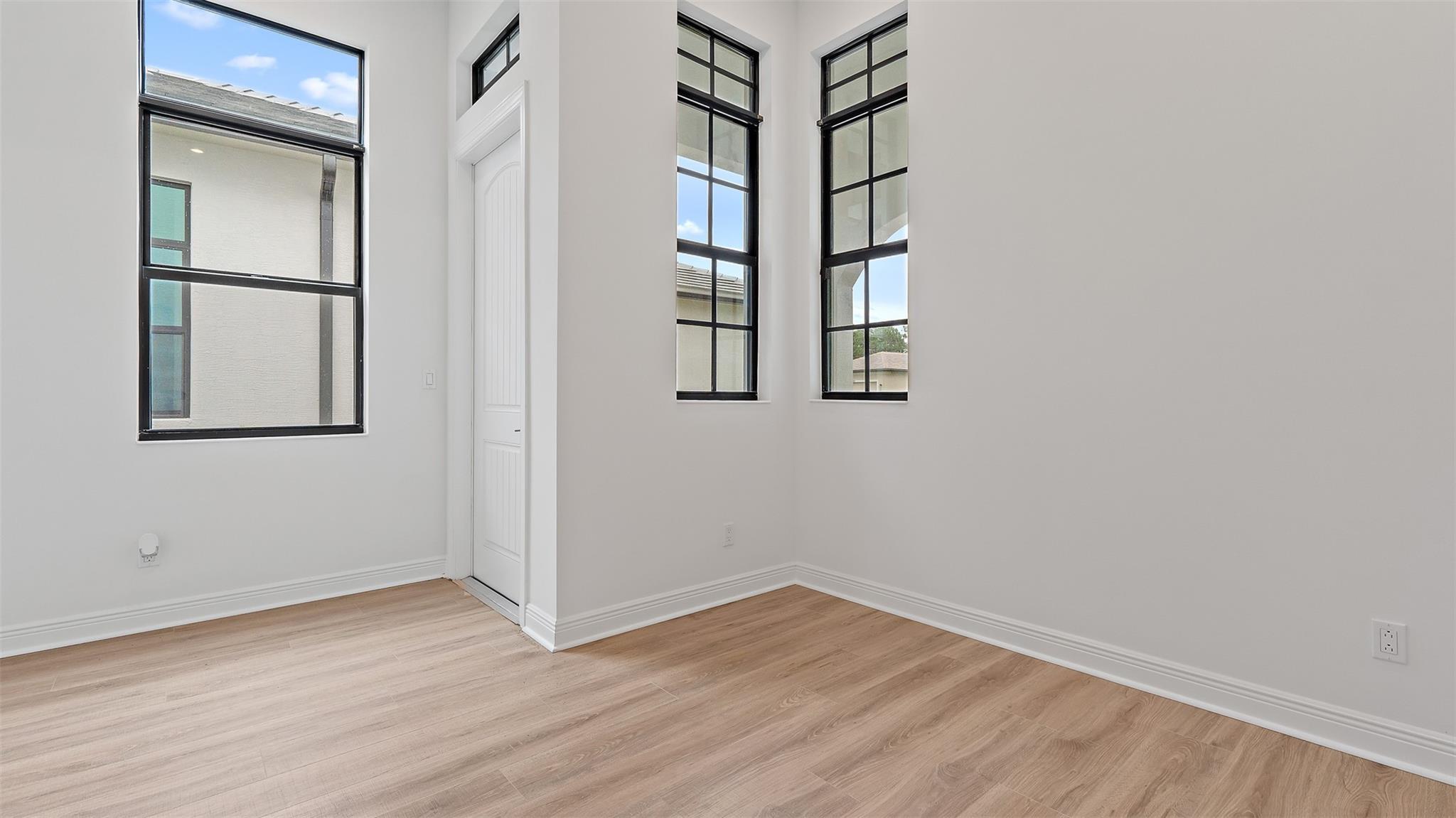 KH RIVELLA LLC - Residential