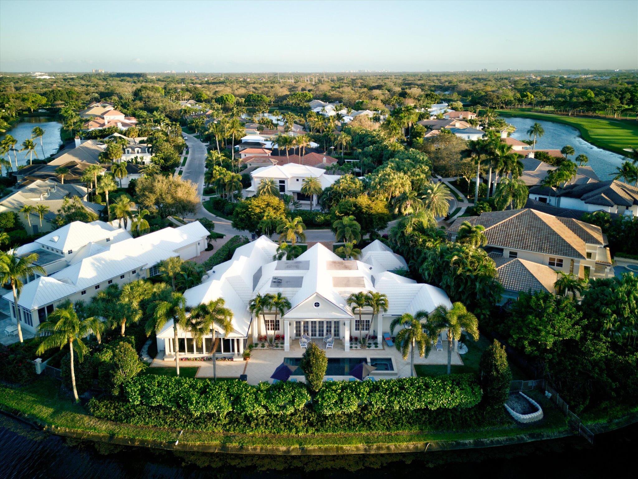LOXAHATCHEE CLUB AT MAPLE - Residential