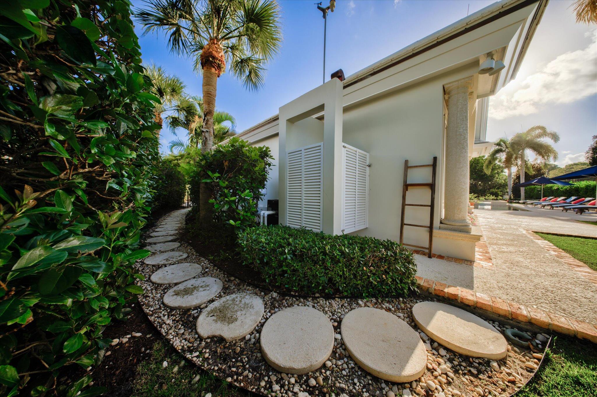 LOXAHATCHEE CLUB AT MAPLE - Residential