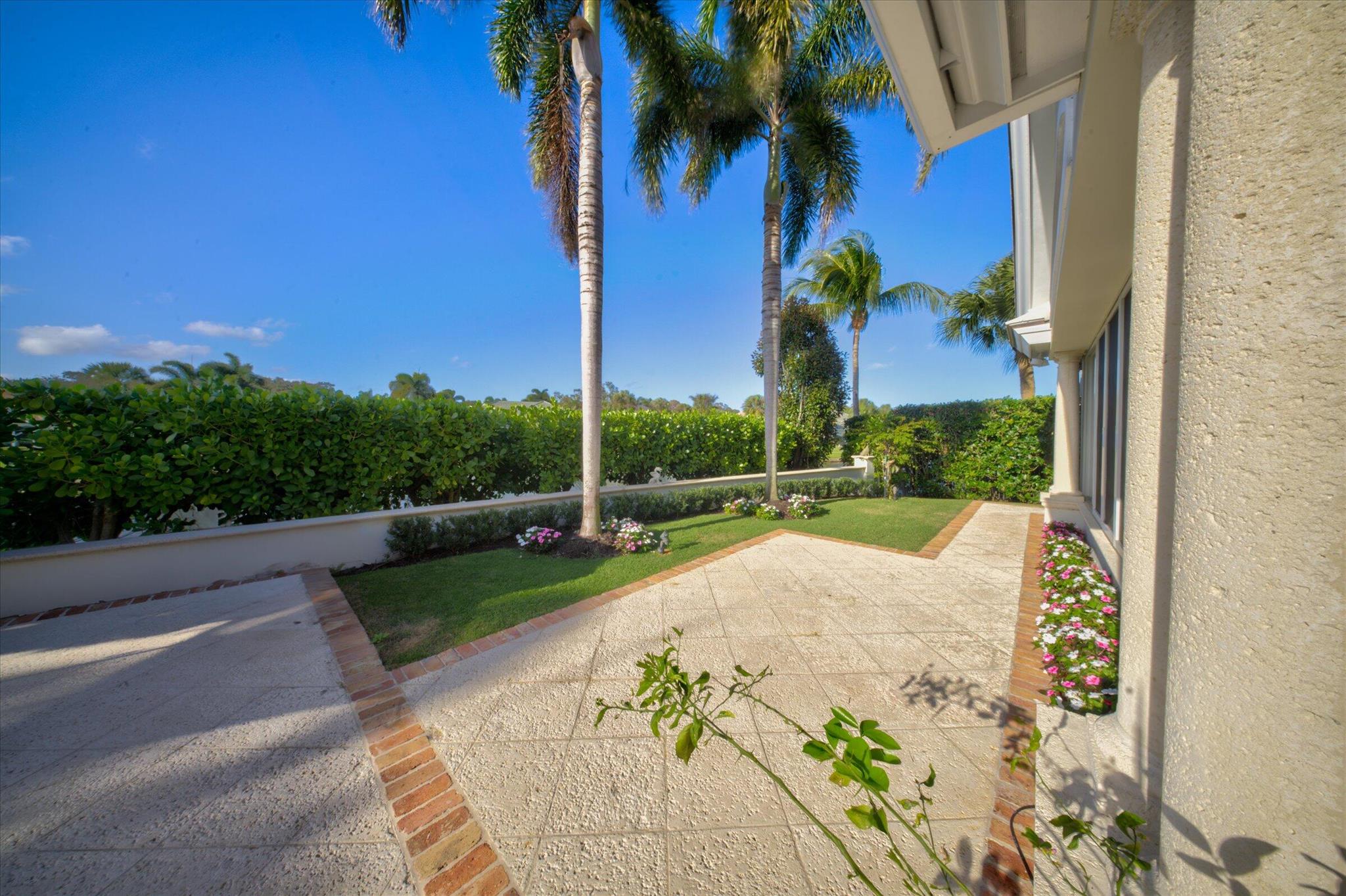 LOXAHATCHEE CLUB AT MAPLE - Residential
