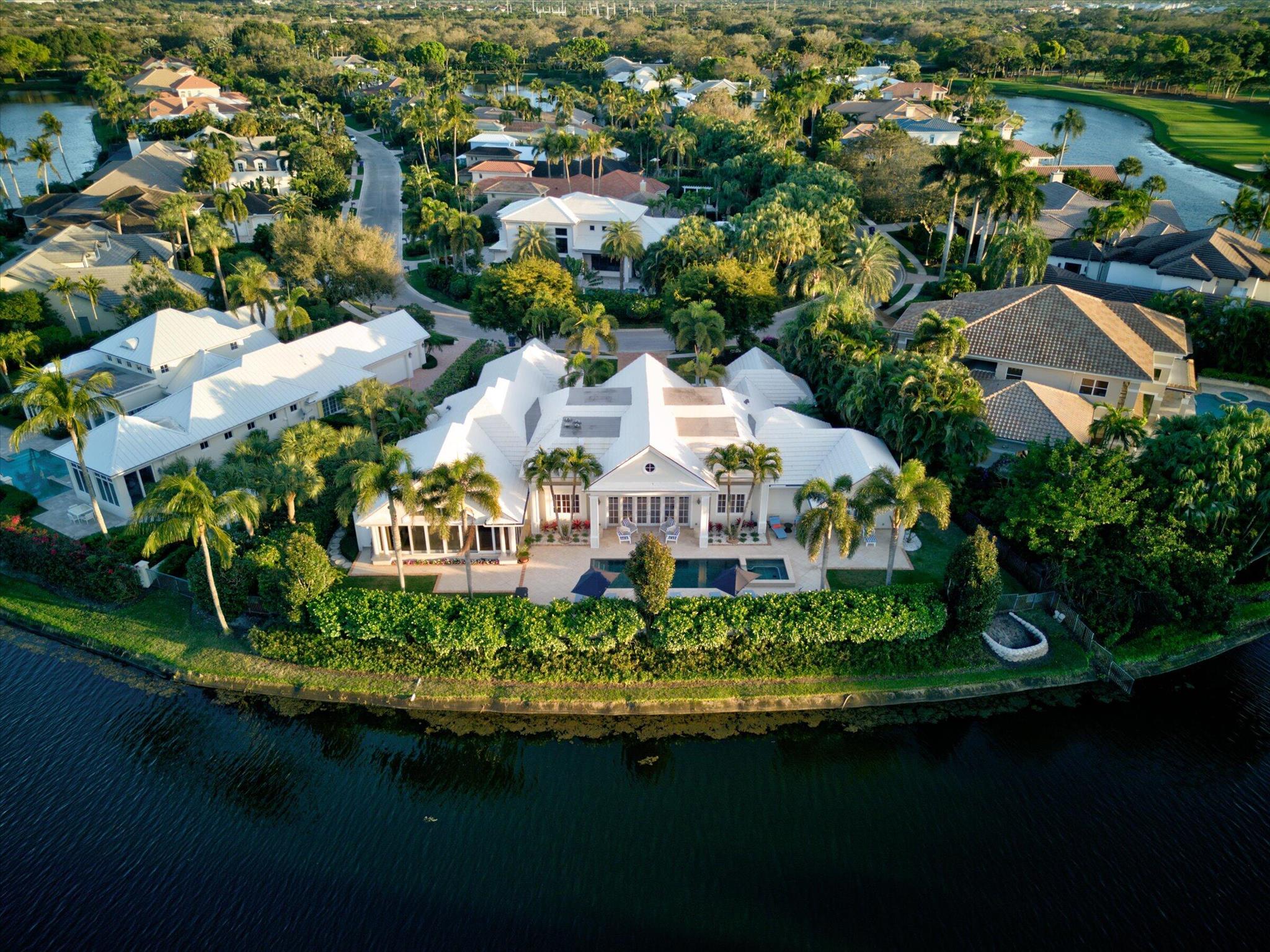 LOXAHATCHEE CLUB AT MAPLE - Residential