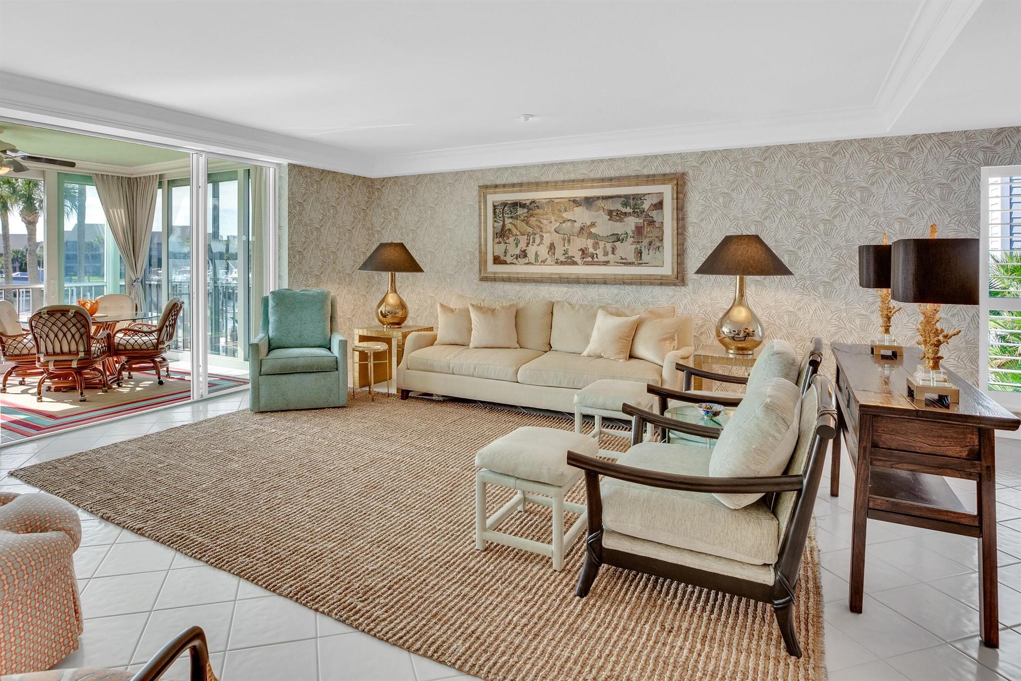 Pointes - Residential