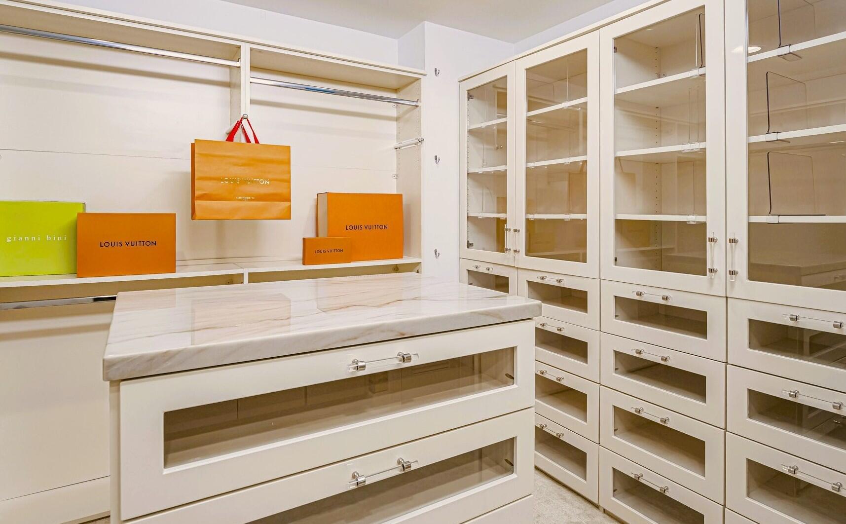 Pointes - Residential