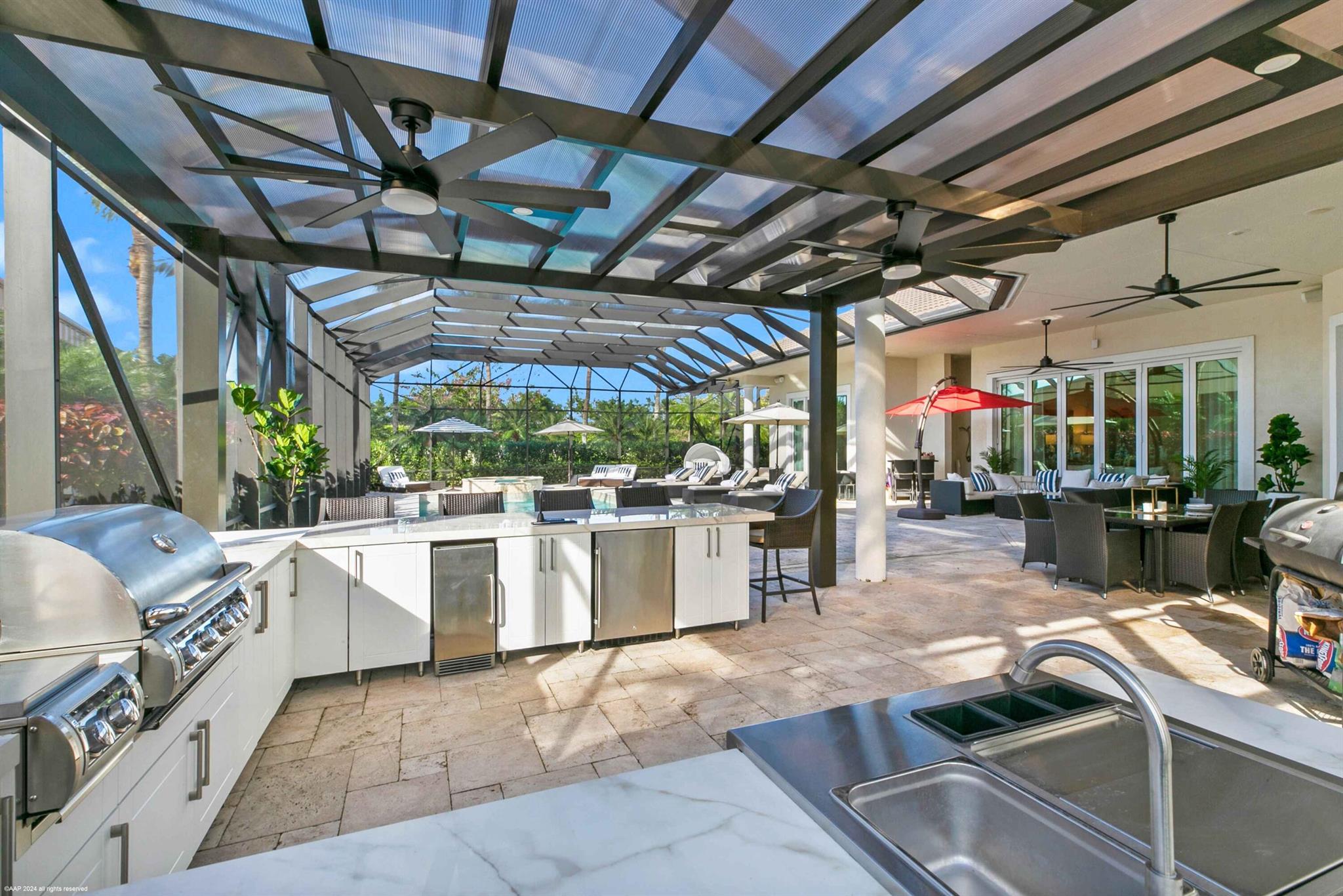 PALM BEACH POINT EAST - Residential