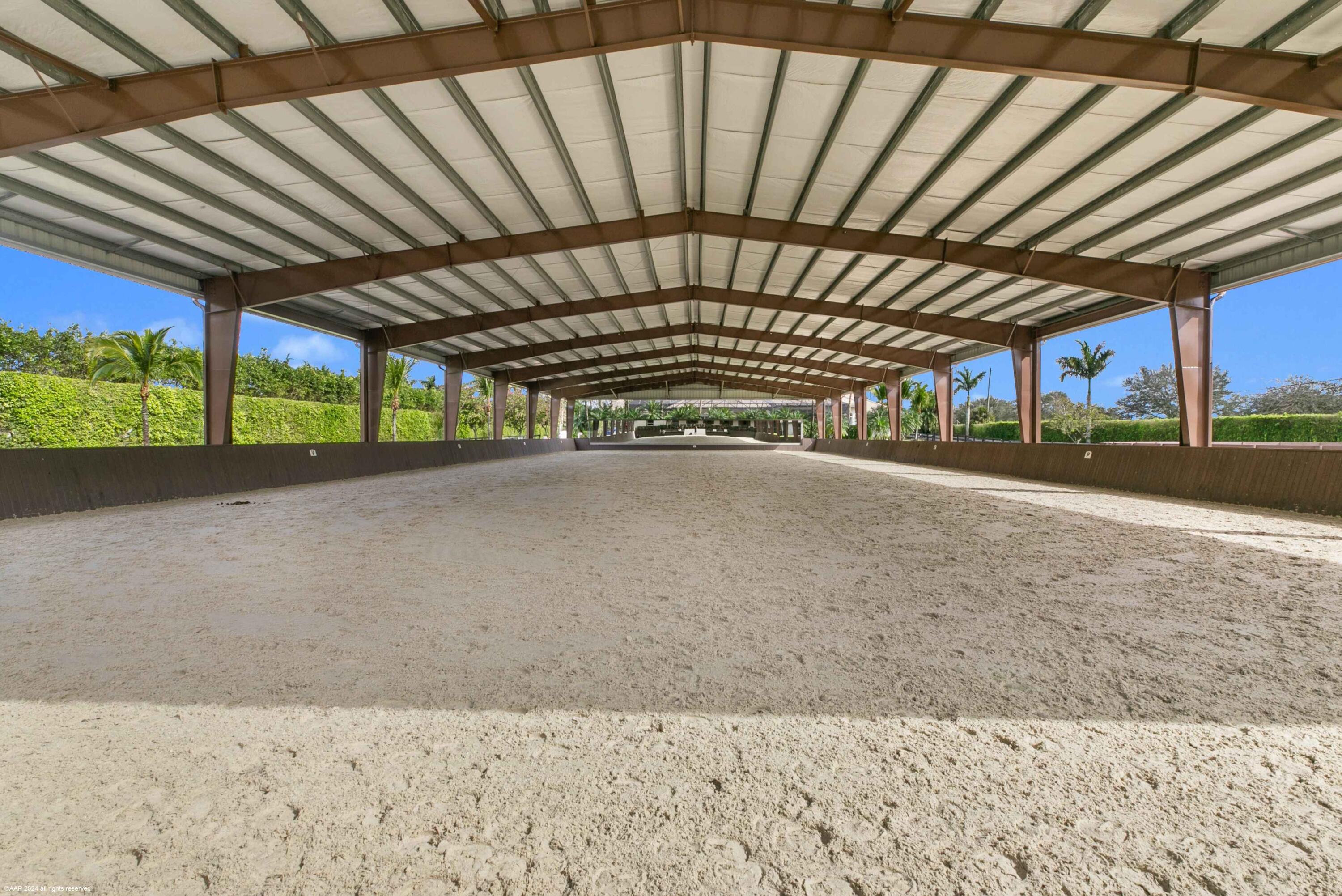 PALM BEACH POINT EAST - Residential