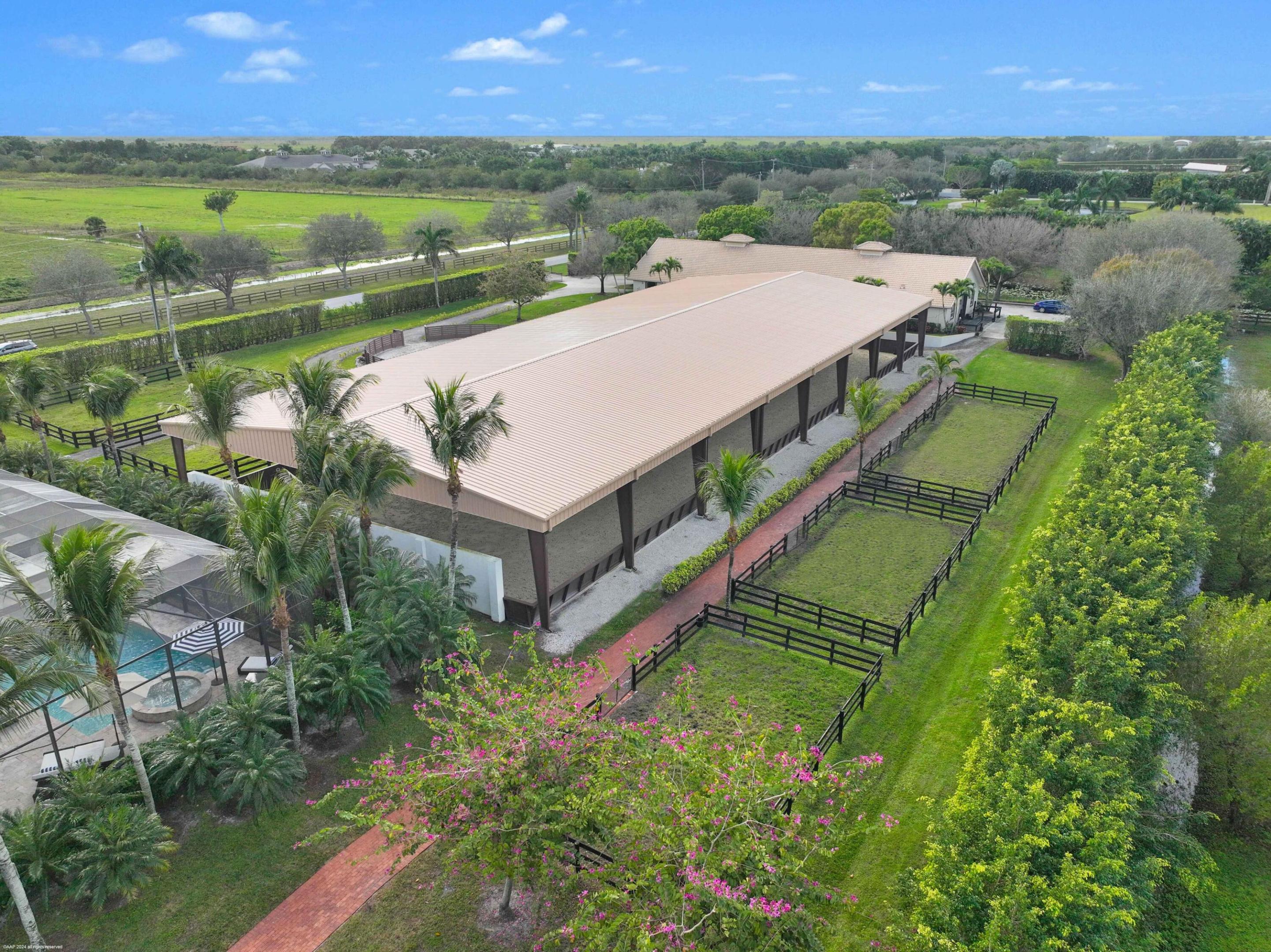 PALM BEACH POINT EAST - Residential