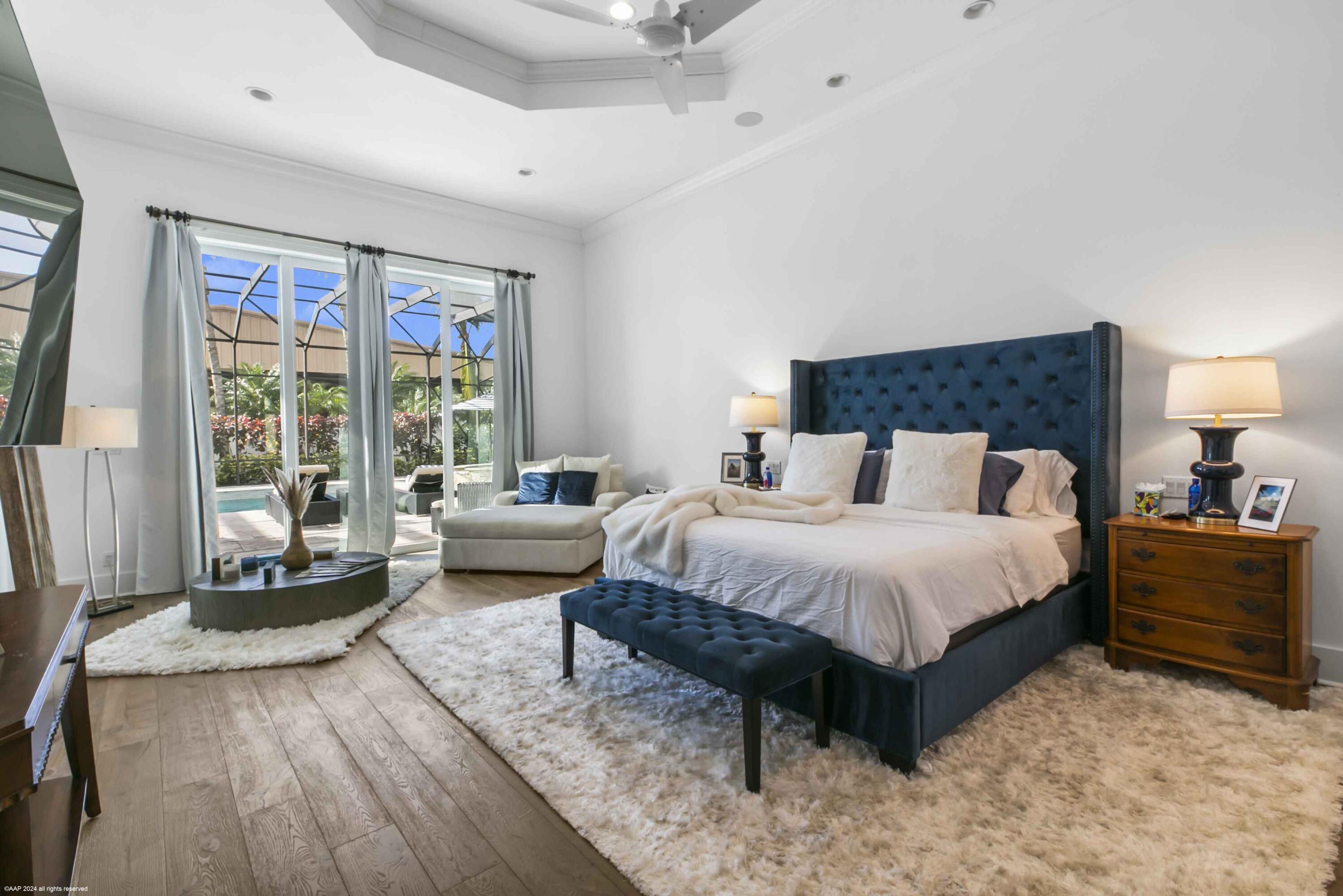 PALM BEACH POINT EAST - Residential