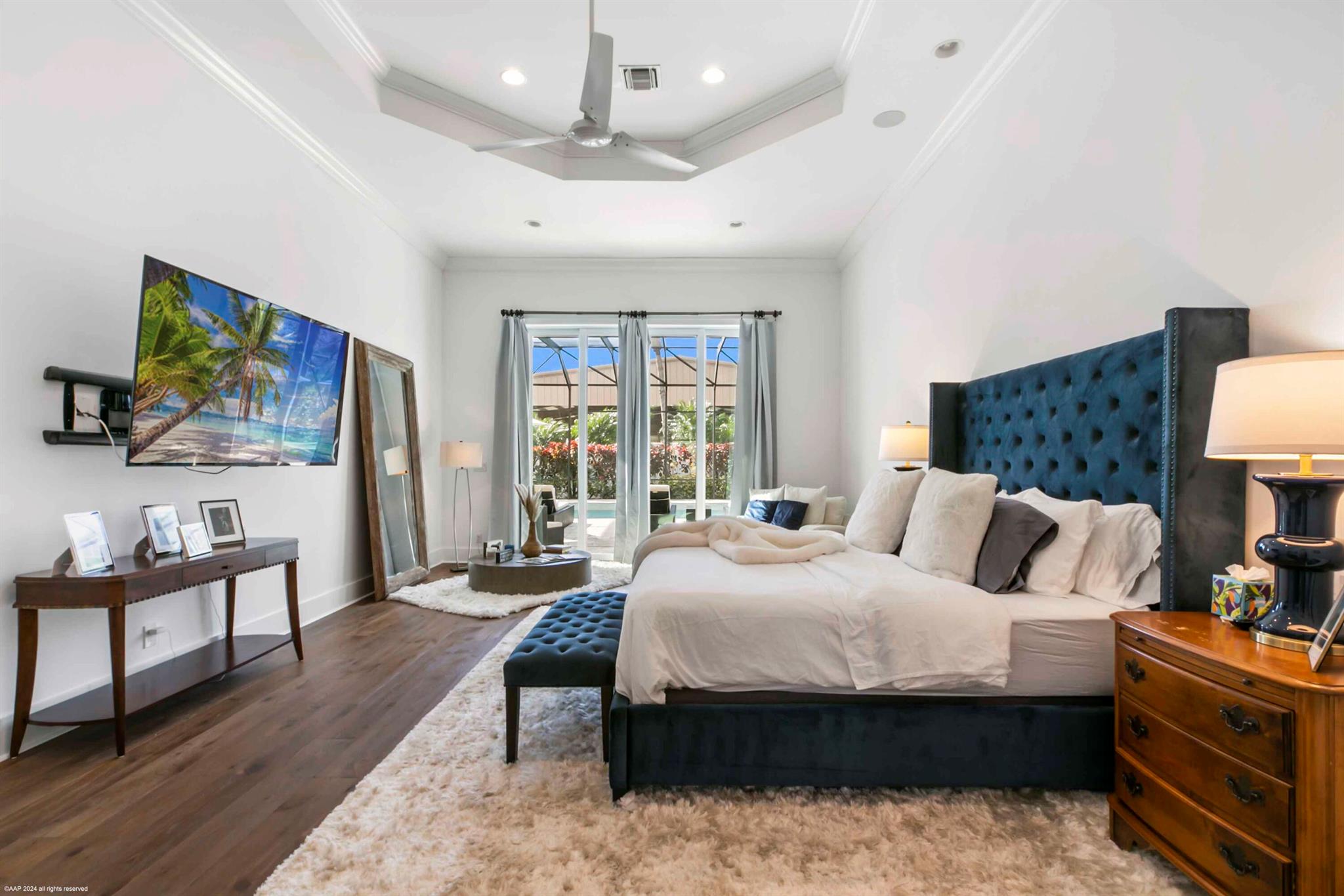 PALM BEACH POINT EAST - Residential