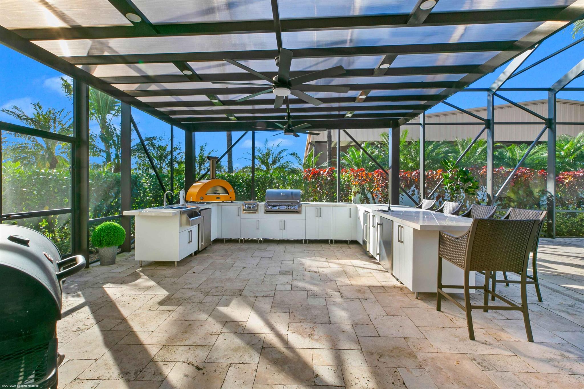 PALM BEACH POINT EAST - Residential