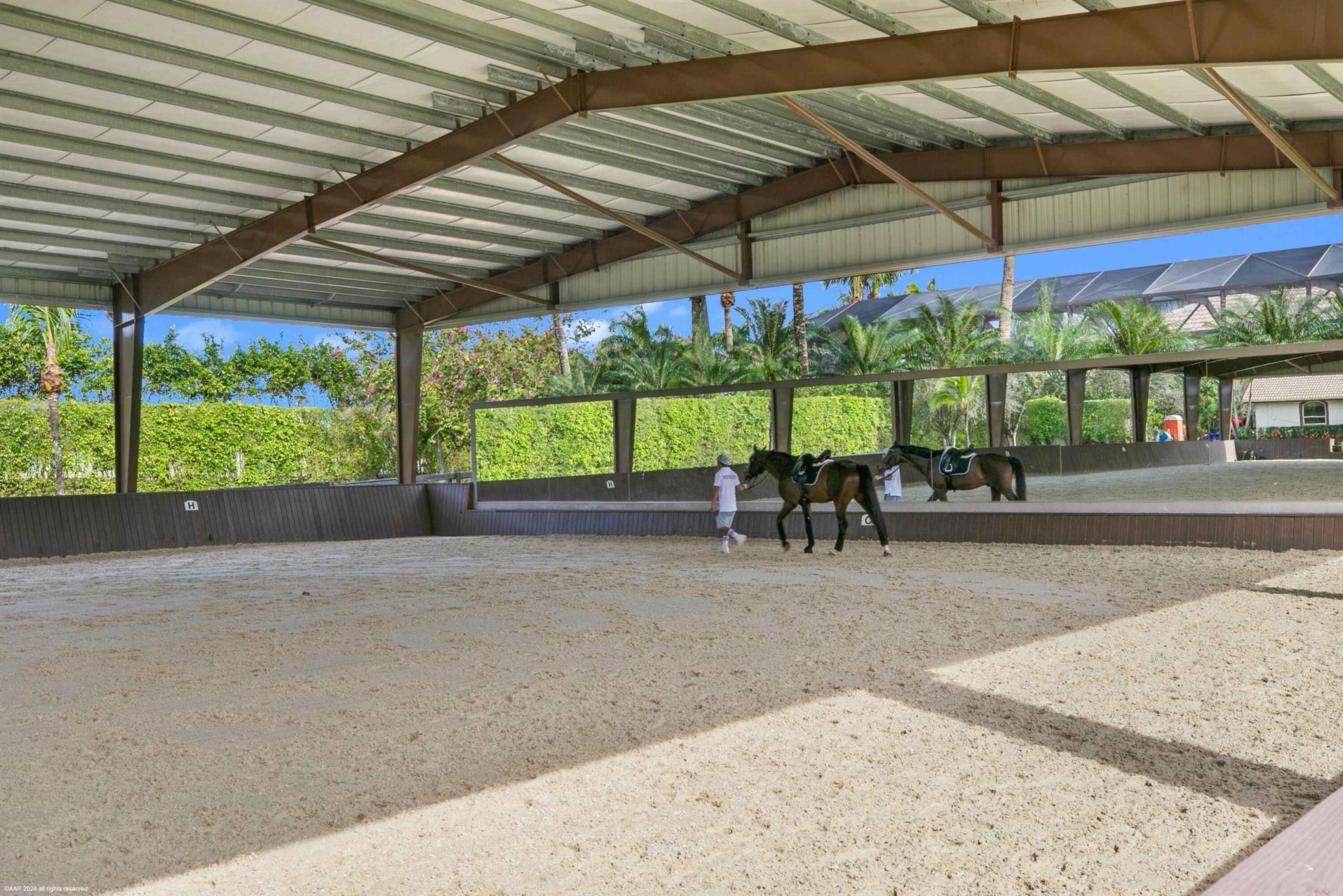 PALM BEACH POINT EAST - Residential