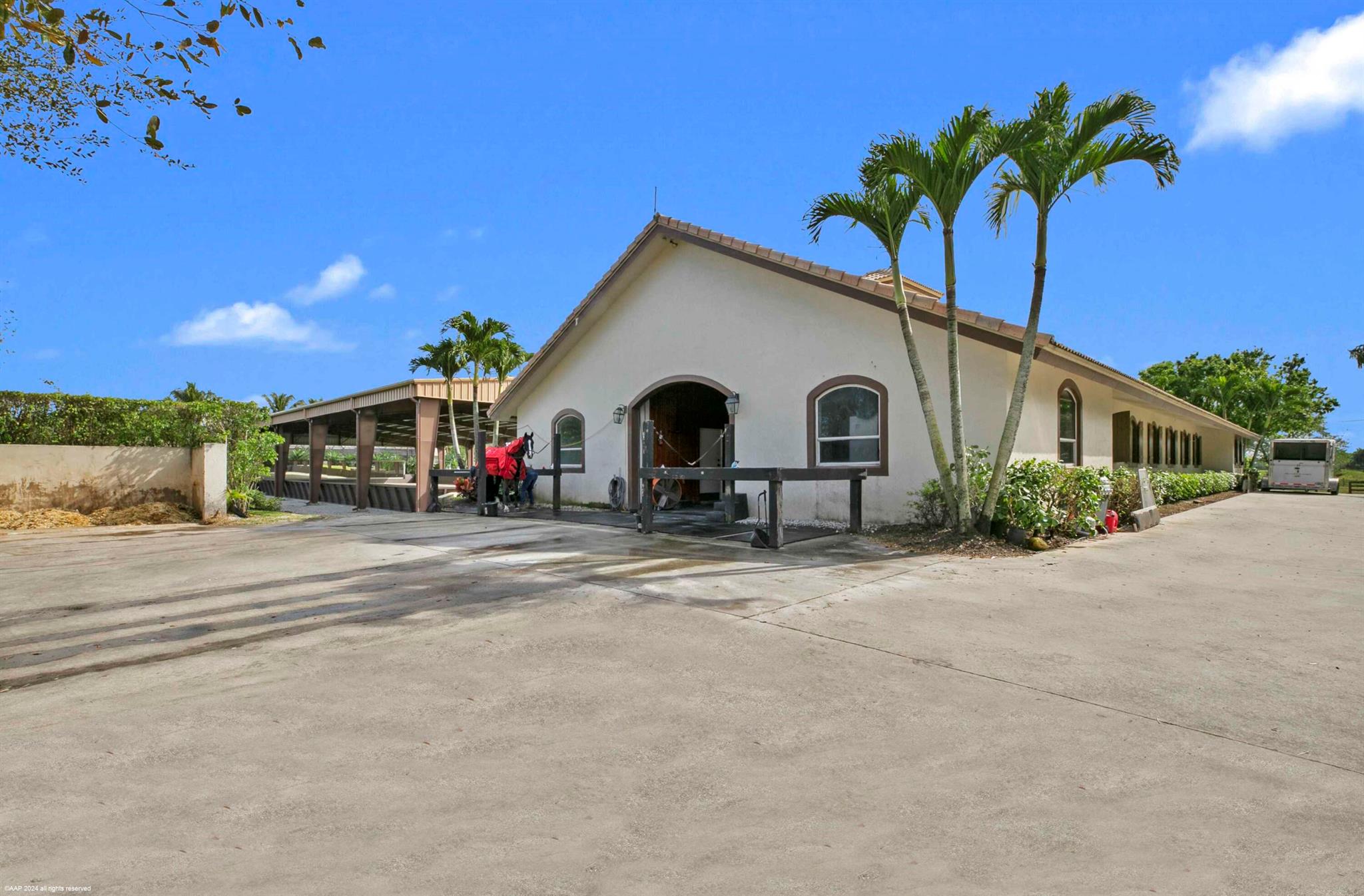 PALM BEACH POINT EAST - Residential