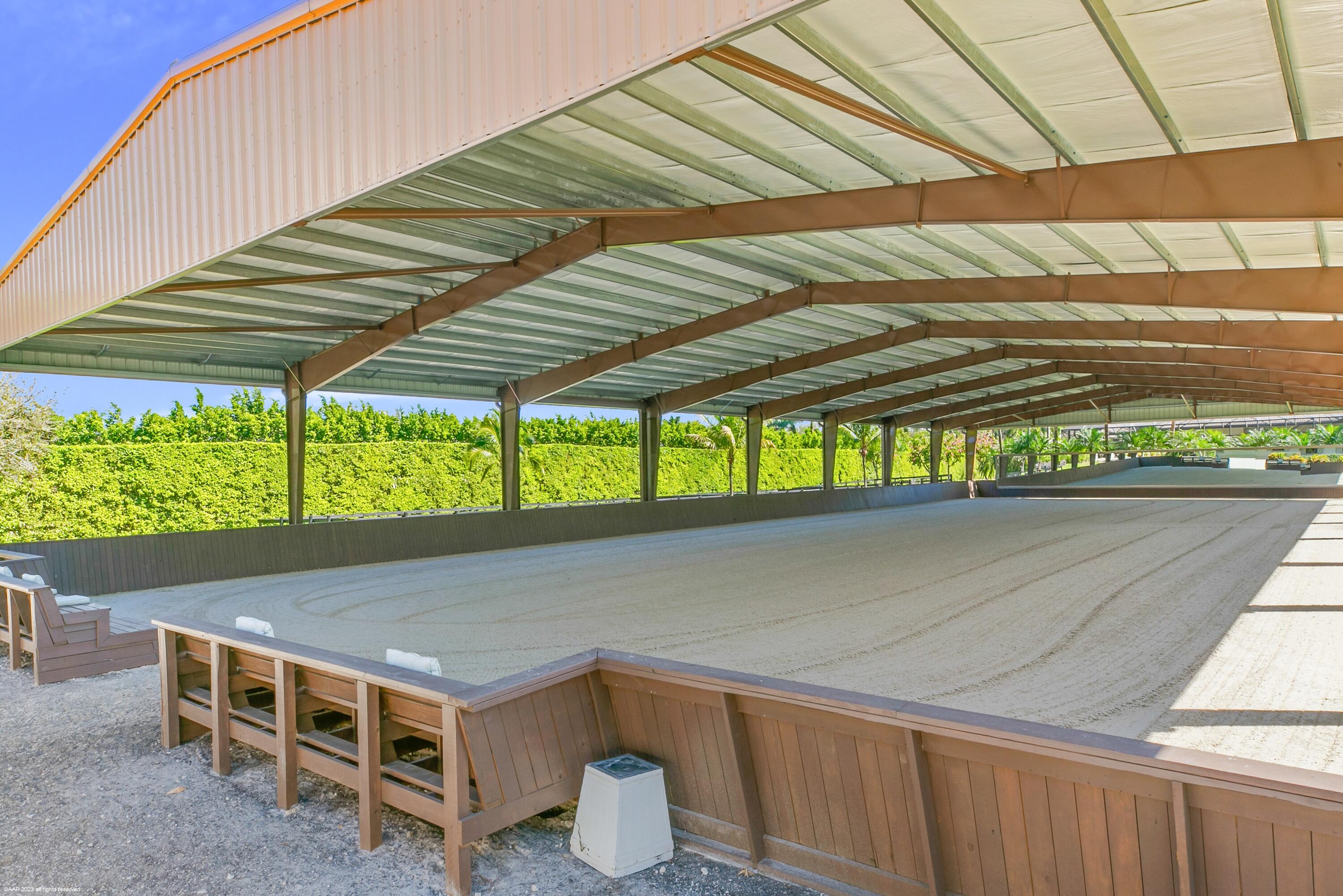 PALM BEACH POINT EAST - Residential