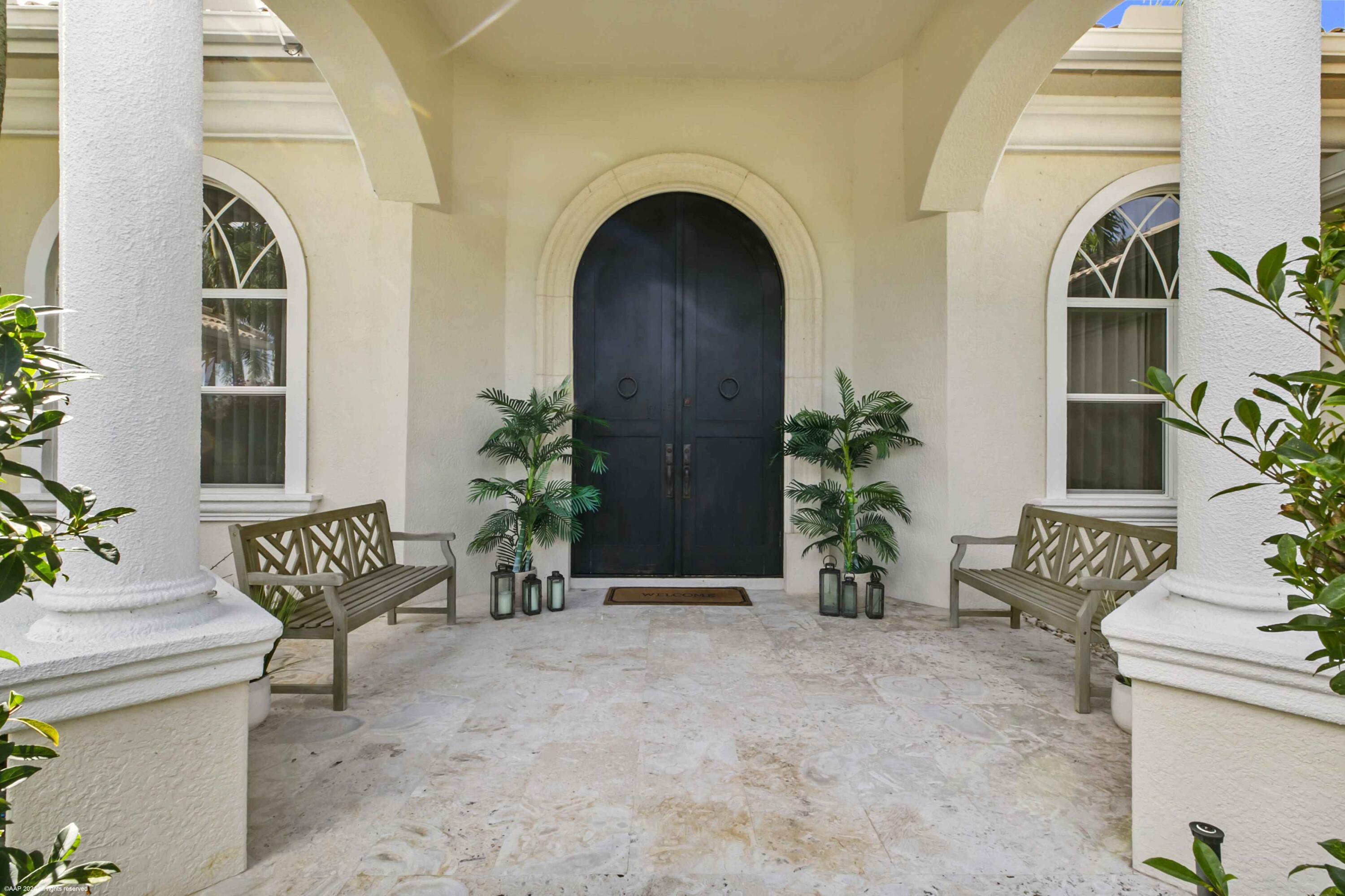 PALM BEACH POINT EAST - Residential