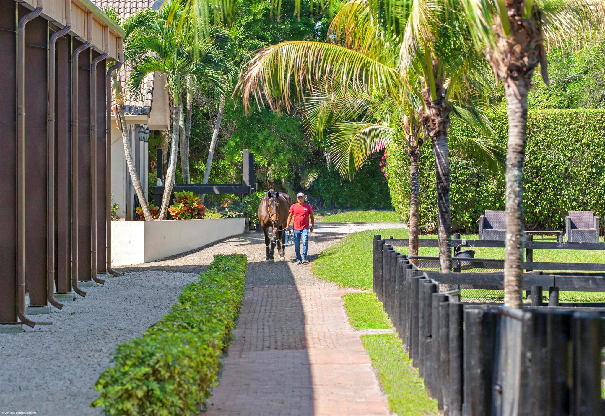 PALM BEACH POINT EAST - Residential
