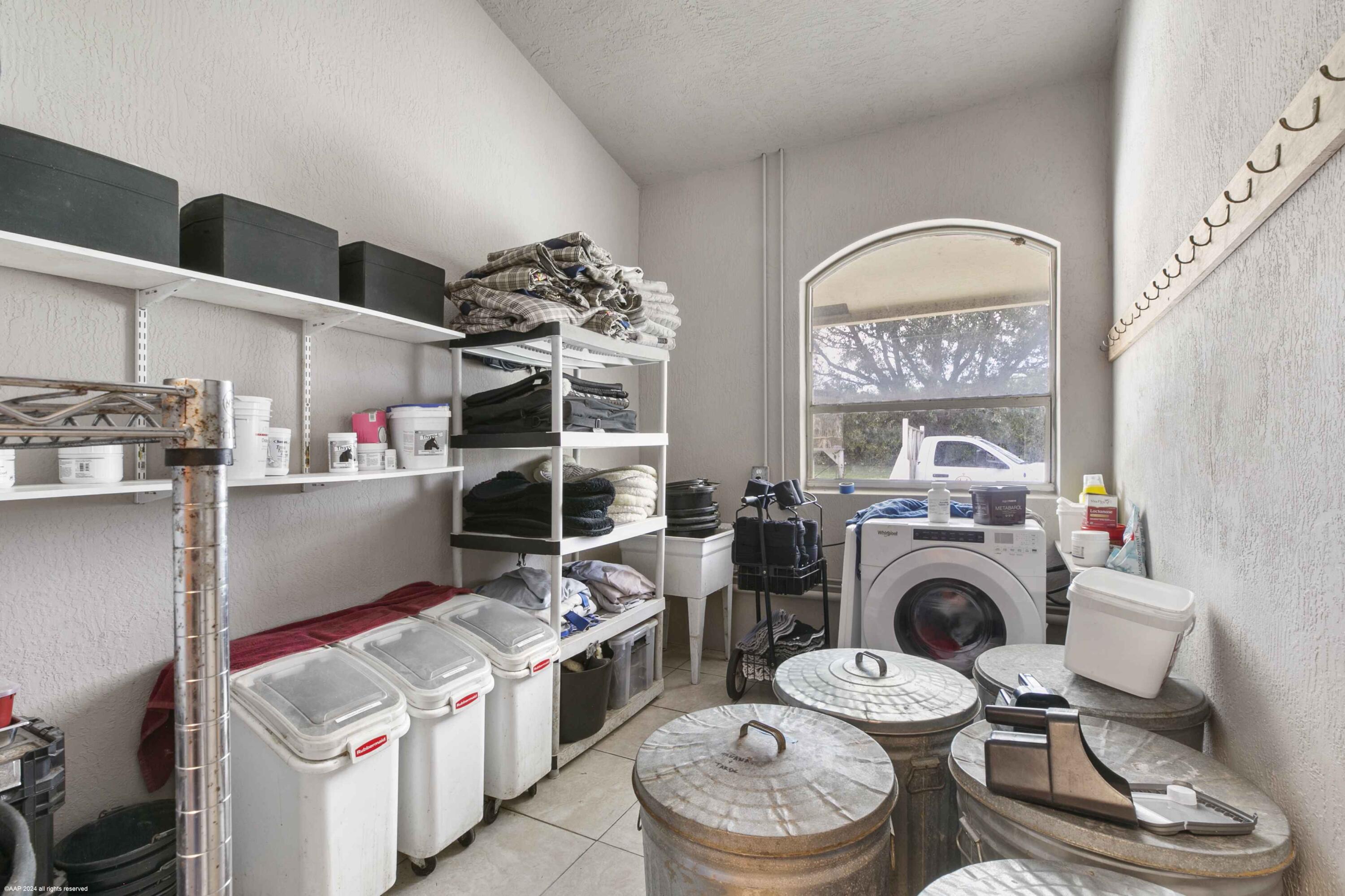 PALM BEACH POINT EAST - Residential