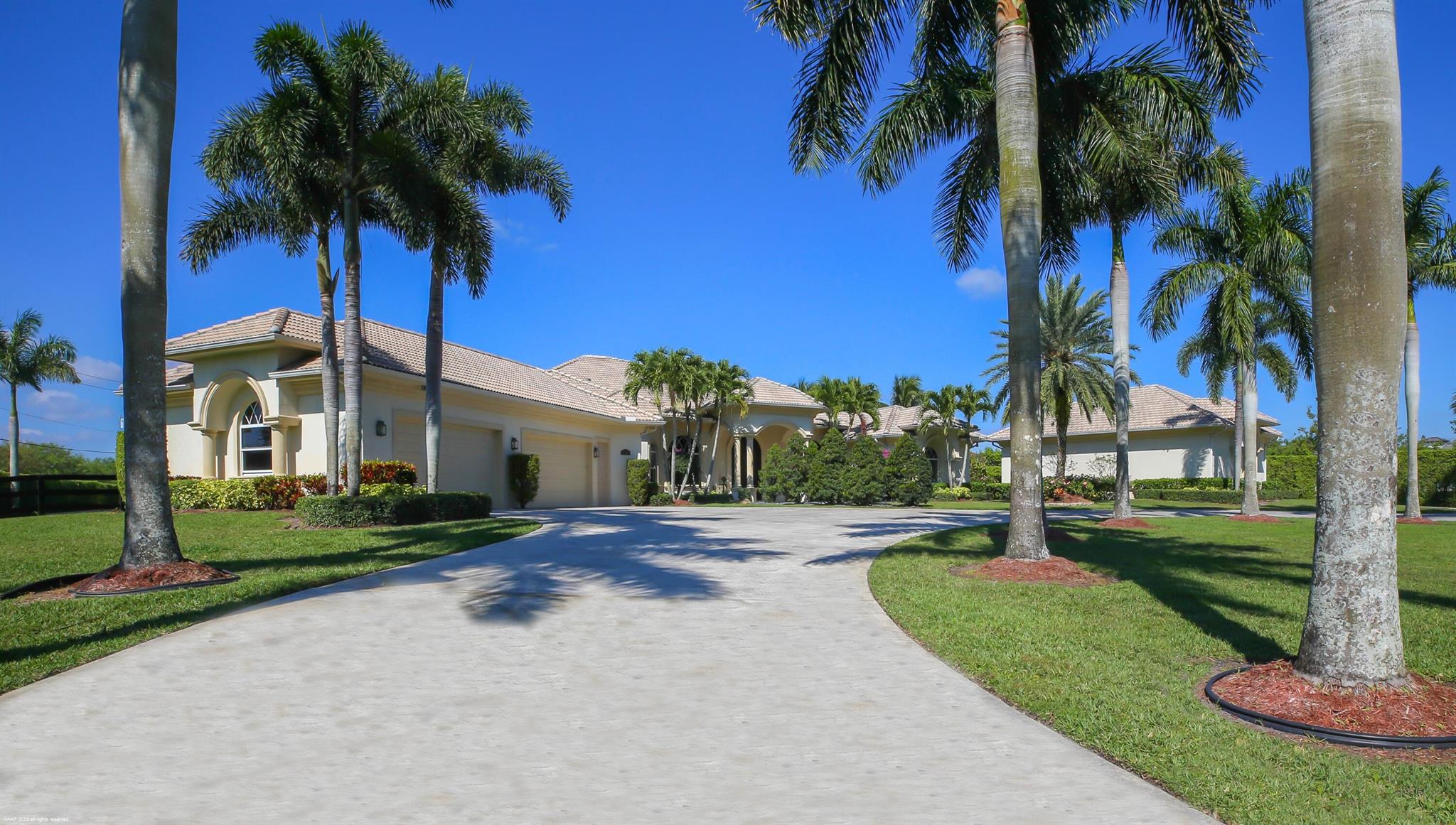 PALM BEACH POINT EAST - Residential