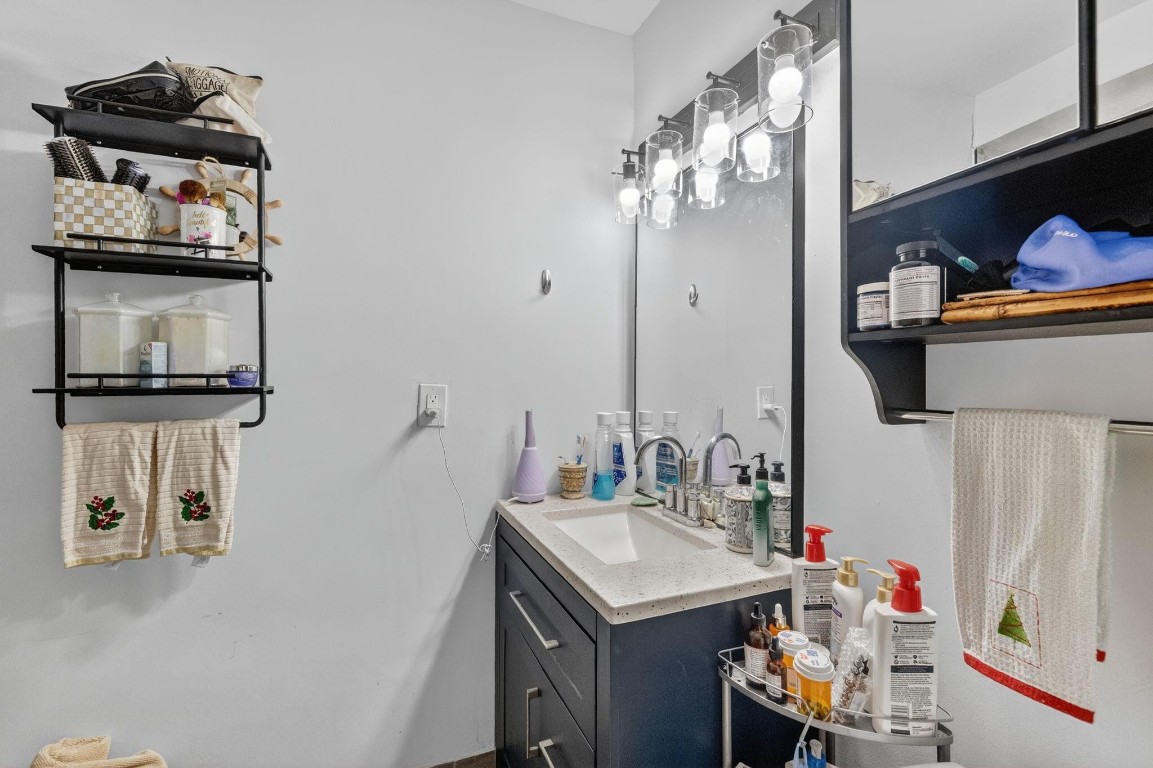 WIMBLEDON AT JACARANDA CO - Residential