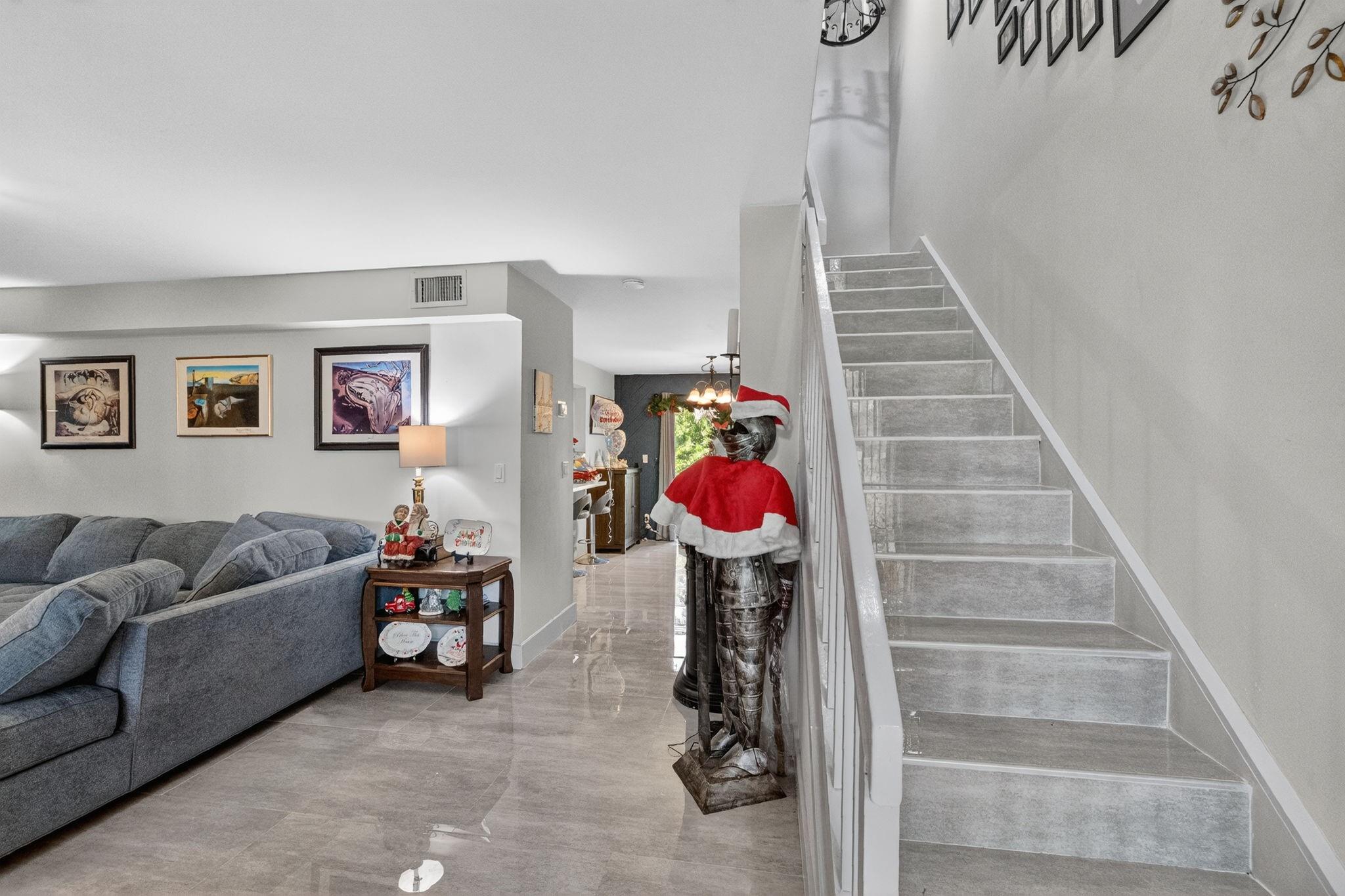 WIMBLEDON AT JACARANDA CO - Residential