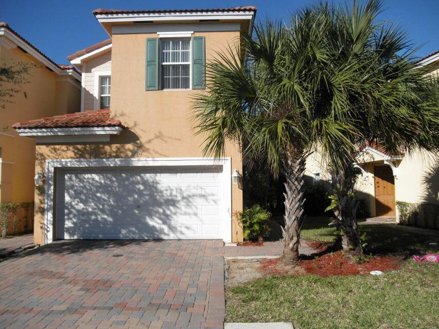 PIPERS CAY CONDO - Residential