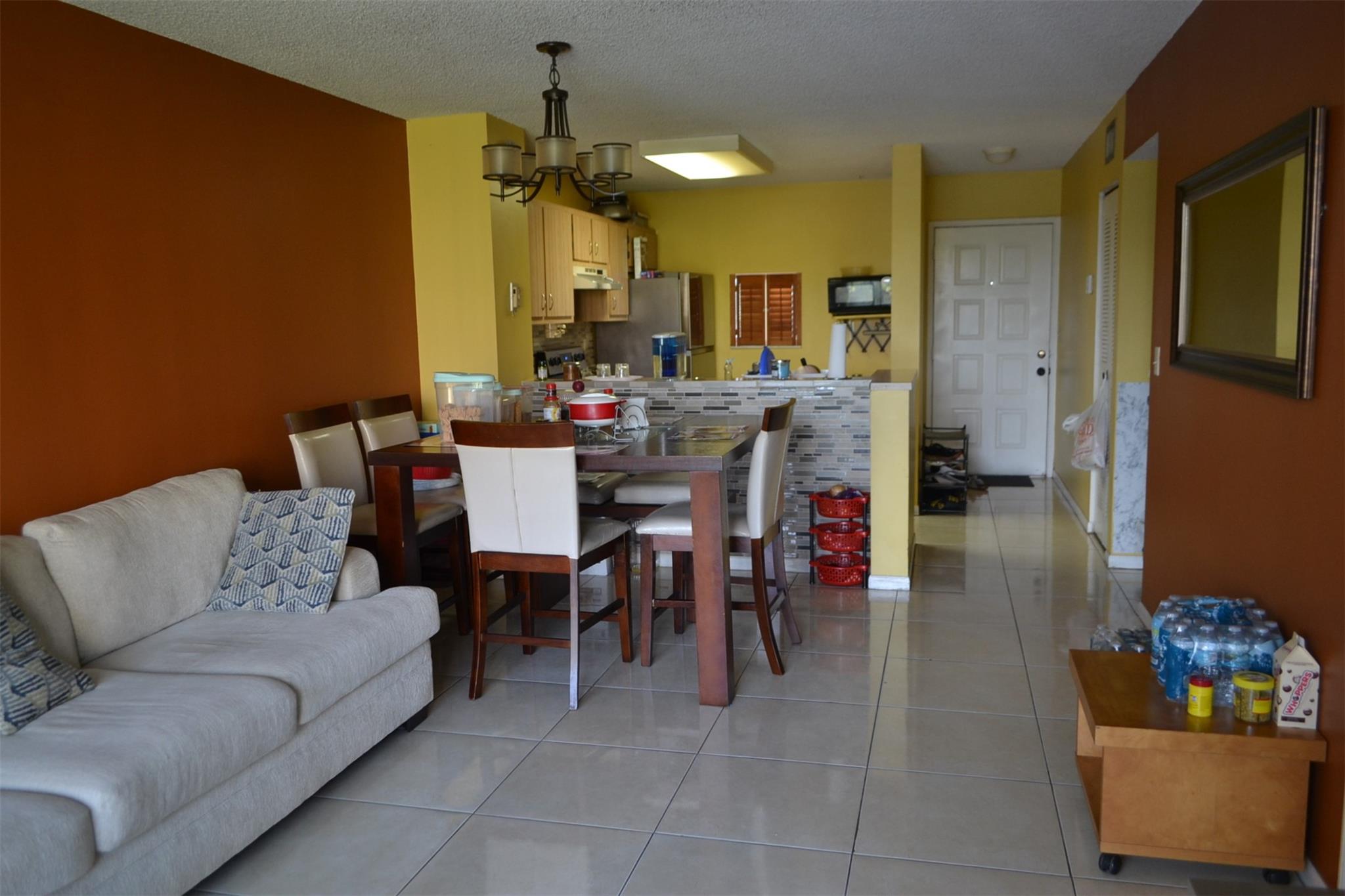 7750 NW 50th St 203
