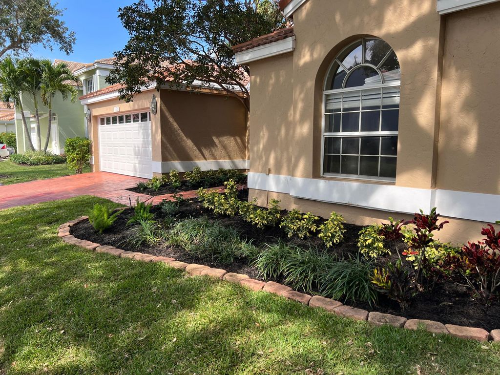 Photo of 1073 Siena Oaks Circle E, Palm Beach Gardens, FL 33410 (MLS # R11099851)