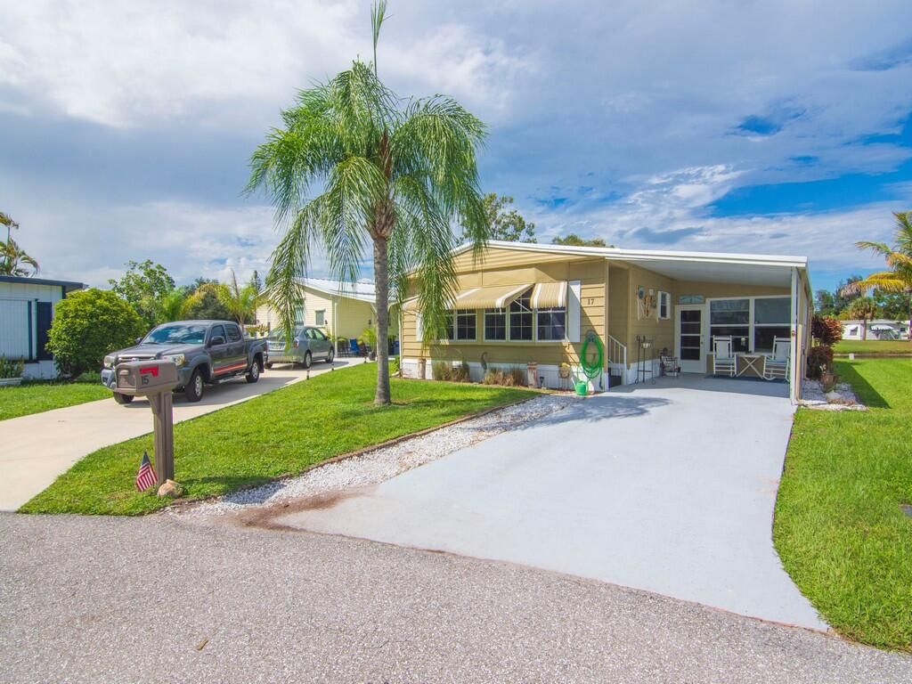 Photo of 17 El Morrow, Port Saint Lucie, FL 34952 (MLS # R11120838)