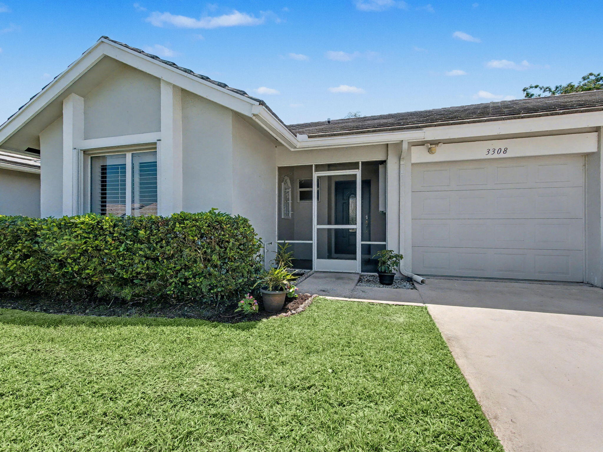 VILLAS AT SUNSET TRACE AT MARTIN DOWNS - Residential