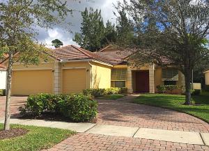 PRICE JUST REDUCED! Largest 1 level 5 Bedroom home in gated PALM BEACH PLANTATION-Approx 3000 sf of living area! Large lot, circular drive, volume ceilings, tiled living areas & more!Upgraded cabinetry, granite counters, stainless steel appliances, 2 a/c units for max efficiency! Built 2005-great lot on cul-de-sac with no rear neighbors. Community has clubhouse including cabana baths, exercise facility, jogging trail, oversized community pool, basketball and tennis courts, & children's playground! Great schools! NOTE:Tenant responsible to verify all information. Listing subject to errors, modifications, change in price or withdrawal without notice.Available approx 1/1/17. Room sizes approximate. Lease Addendum part of Lease. Tenant pays electric, water, cable, lawn care & pest control.