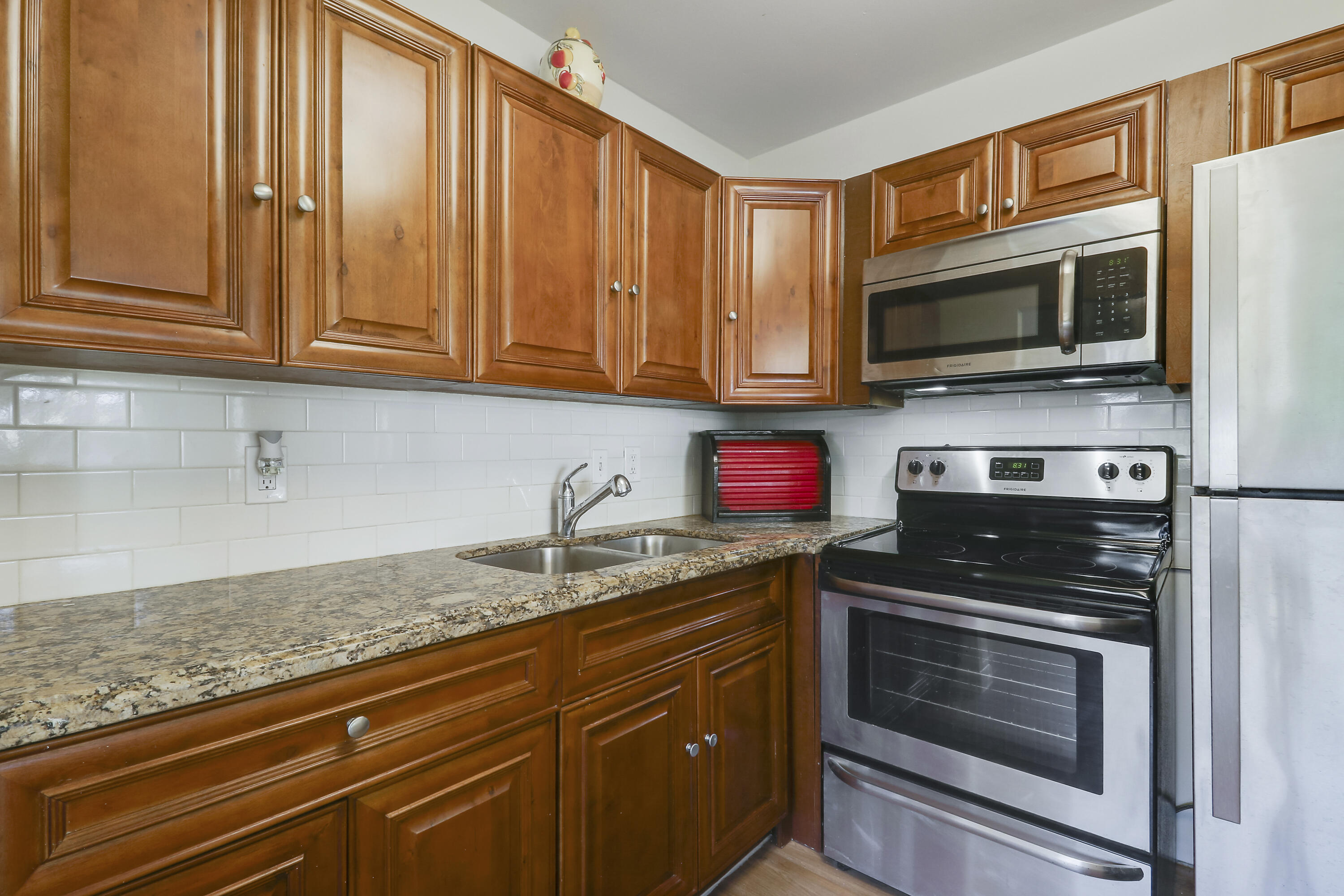 NORWICH CONDO - Residential