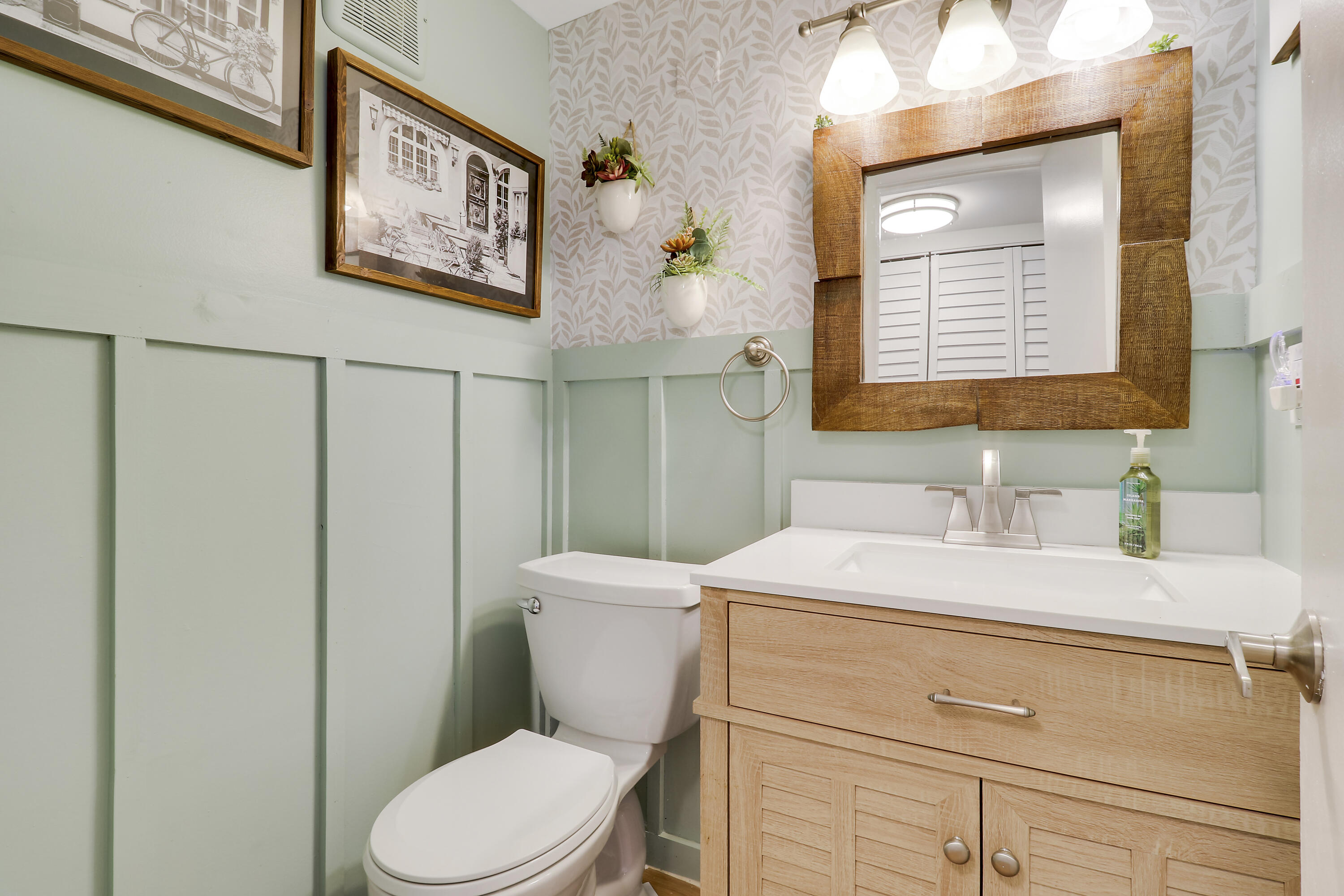 NORWICH CONDO - Residential