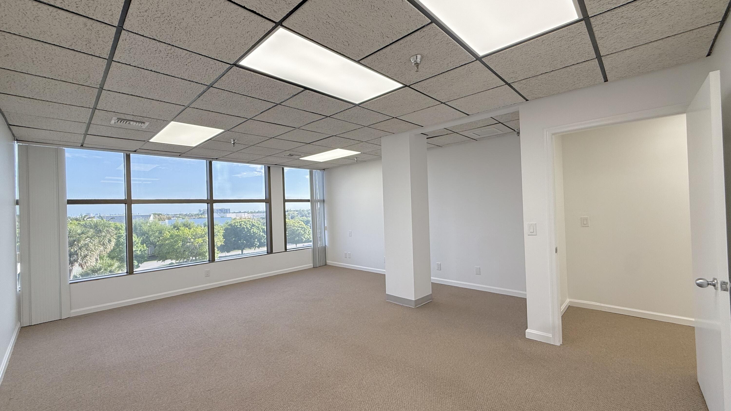 631 Us Highway 1 404