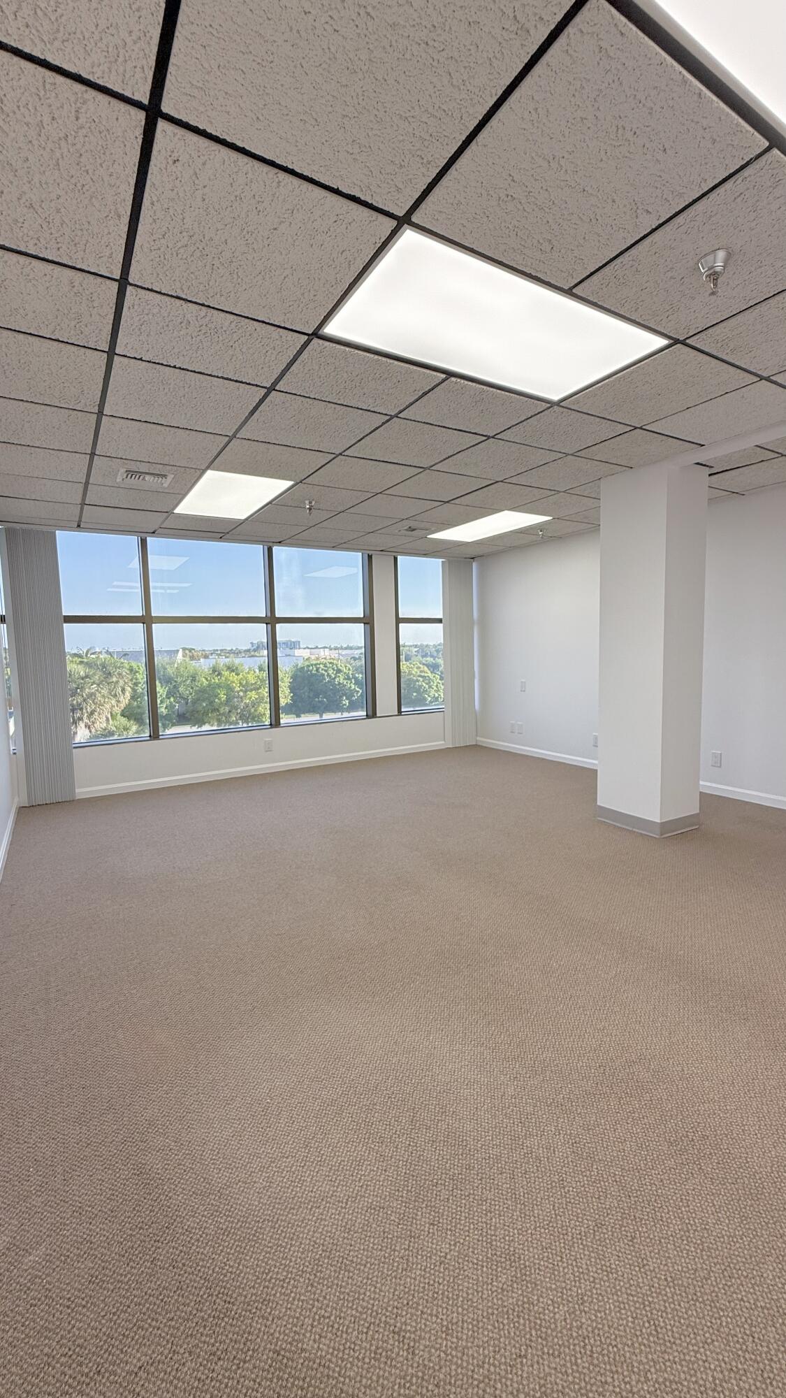 631 Us Highway 1 404