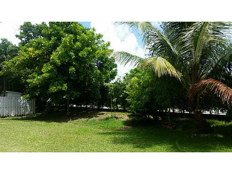 REPLAT OF COUNTRY LAKES - Residential