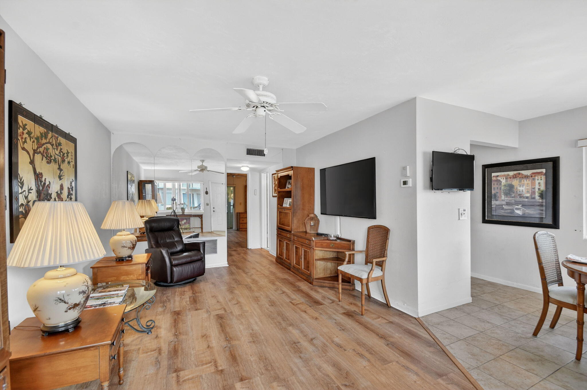 MURRY HILLS APT BLDG CONDO - Residential