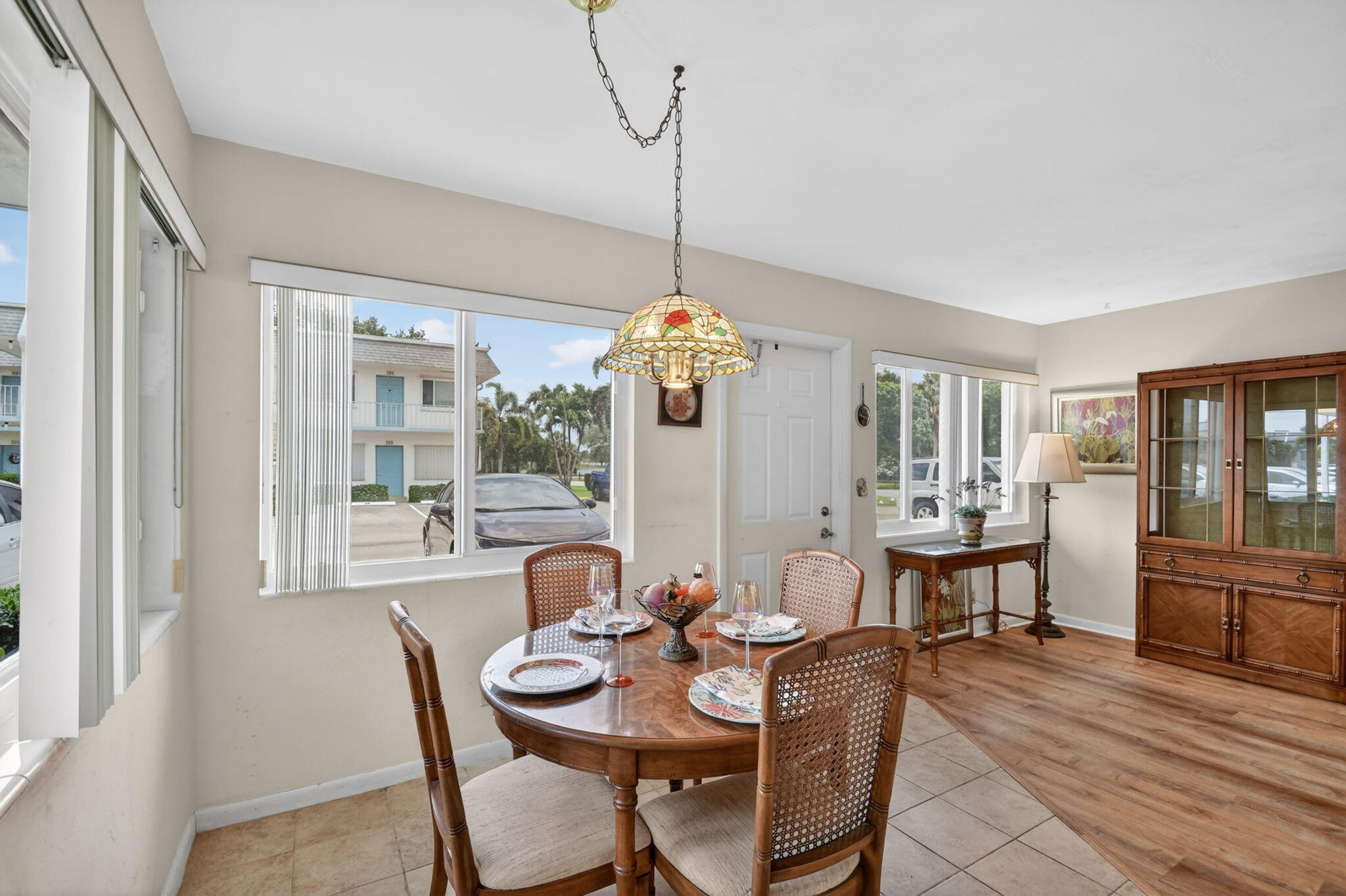 MURRY HILLS APT BLDG CONDO - Residential