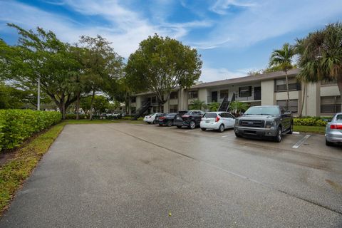 A home in Deerfield Beach