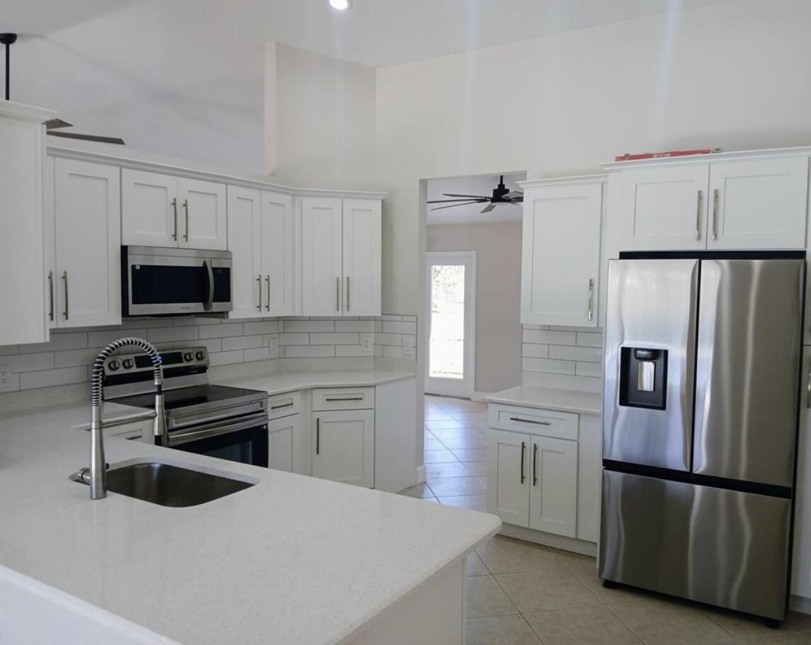 PORT ST LUCIE SECTION 17 - Residential Lease