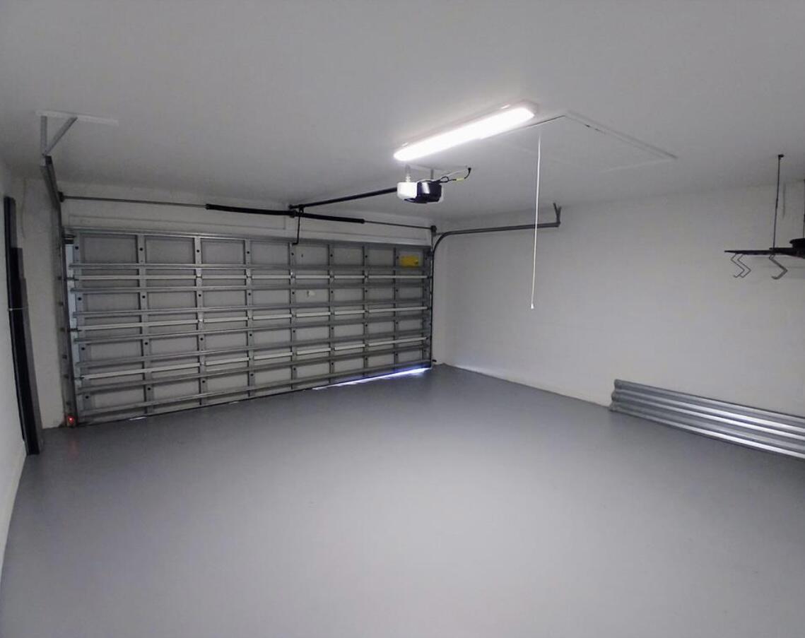 PORT ST LUCIE SECTION 17 - Residential Lease