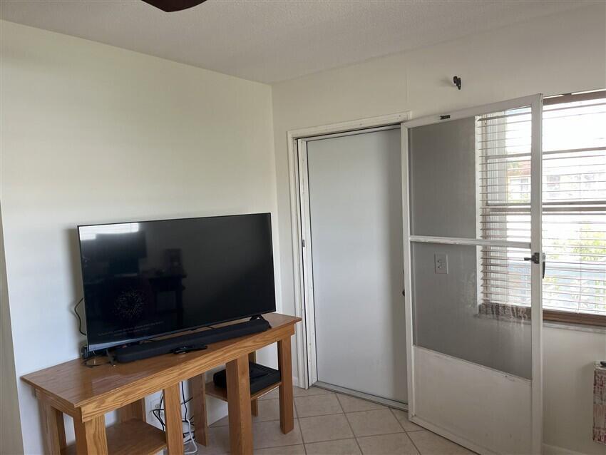 TOWNSITE APTS THREE CONDO - Residential Lease