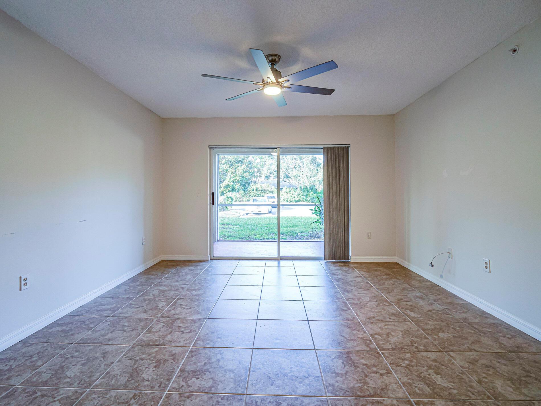 LAGUNA OF VERO - Residential