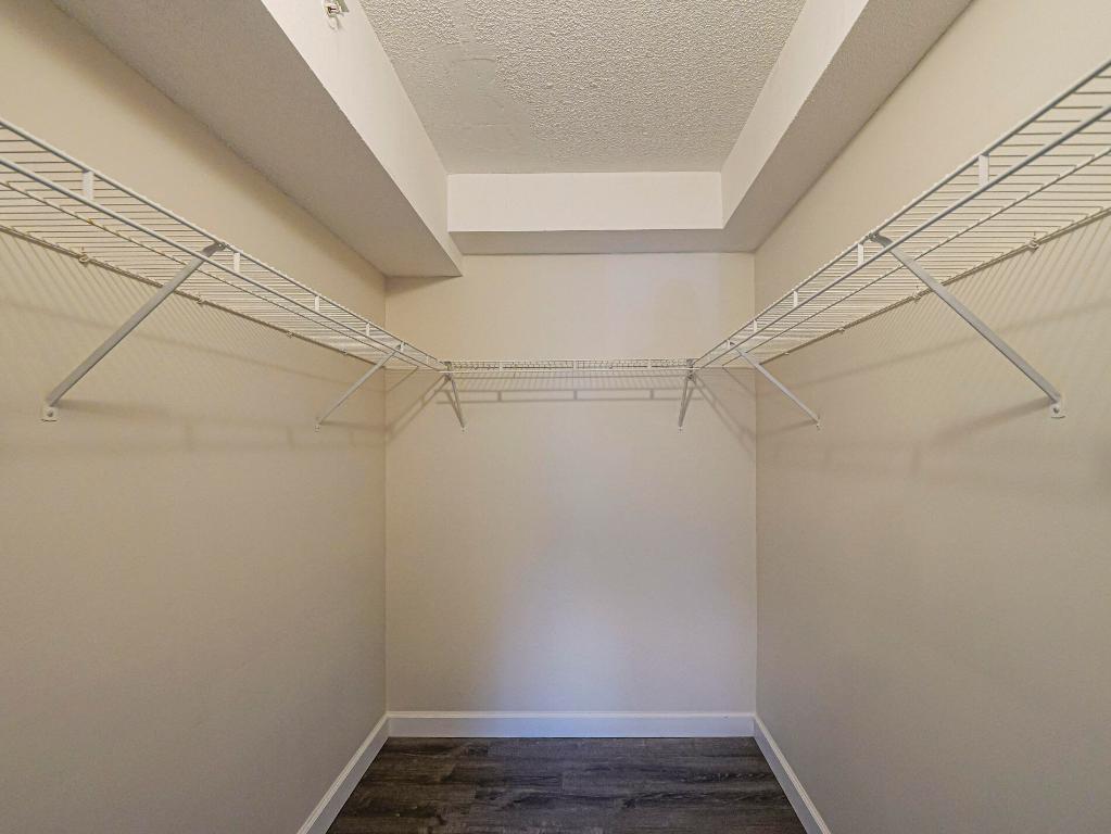 LAGUNA OF VERO - Residential