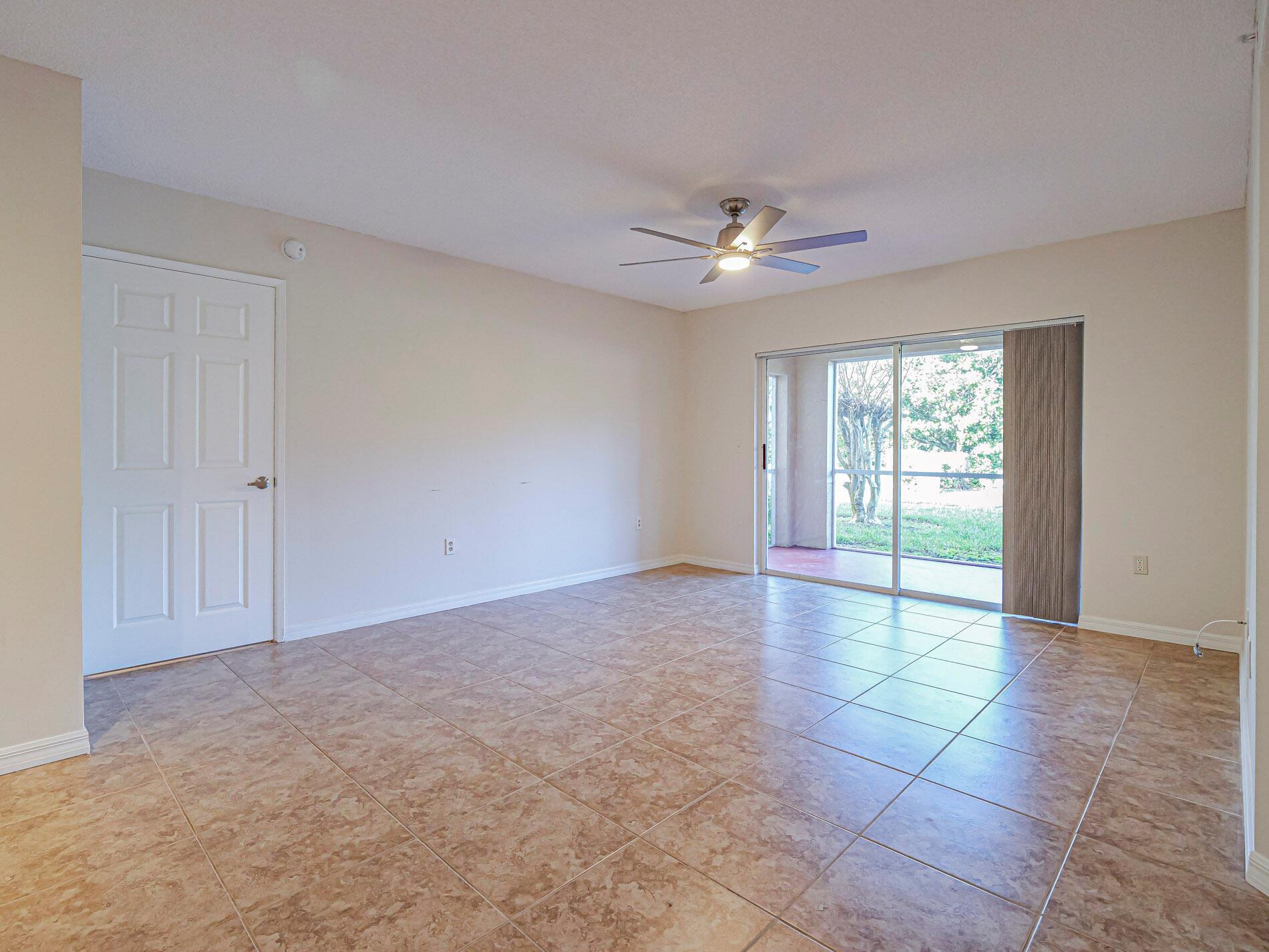 LAGUNA OF VERO - Residential