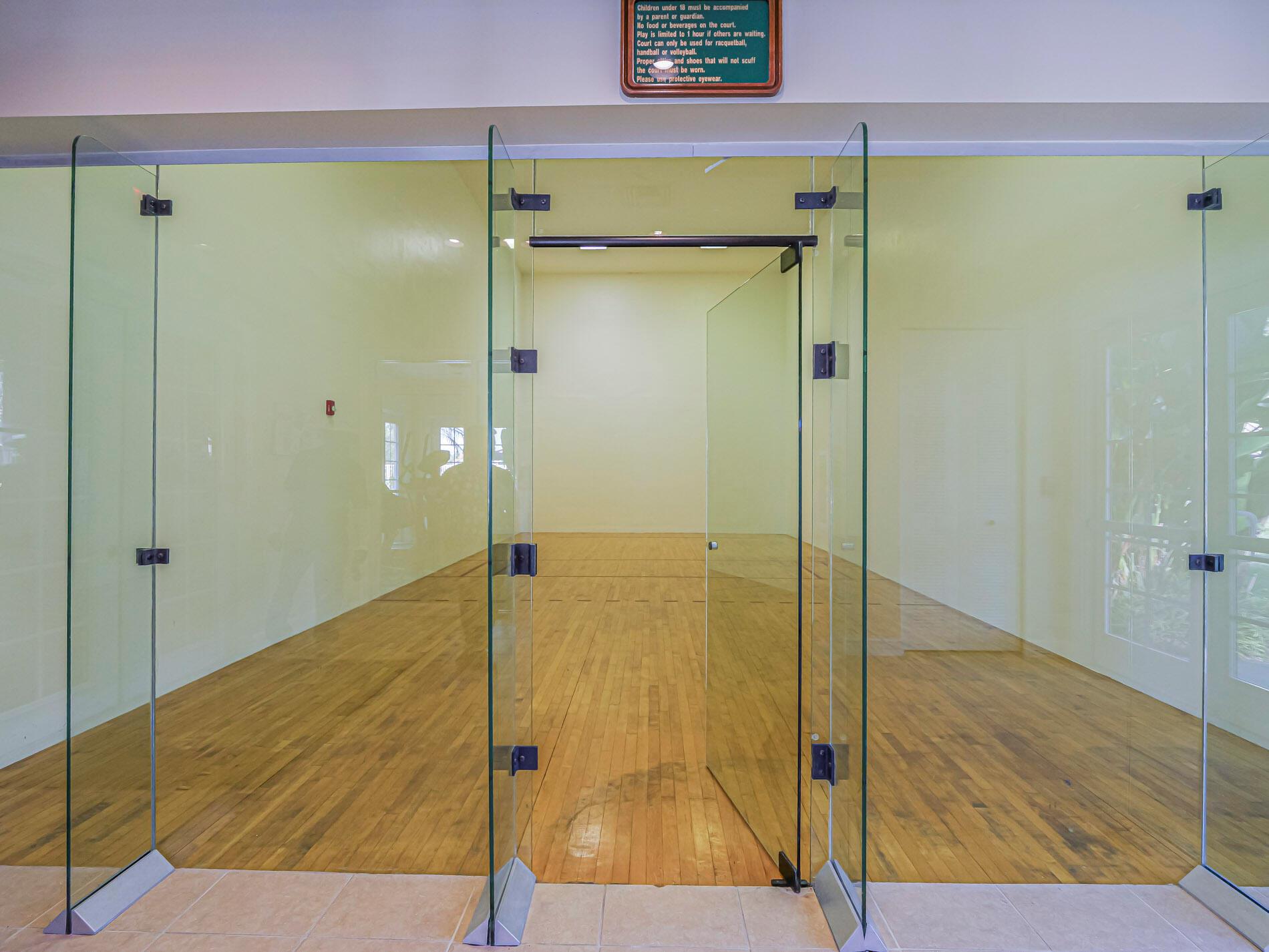 LAGUNA OF VERO - Residential