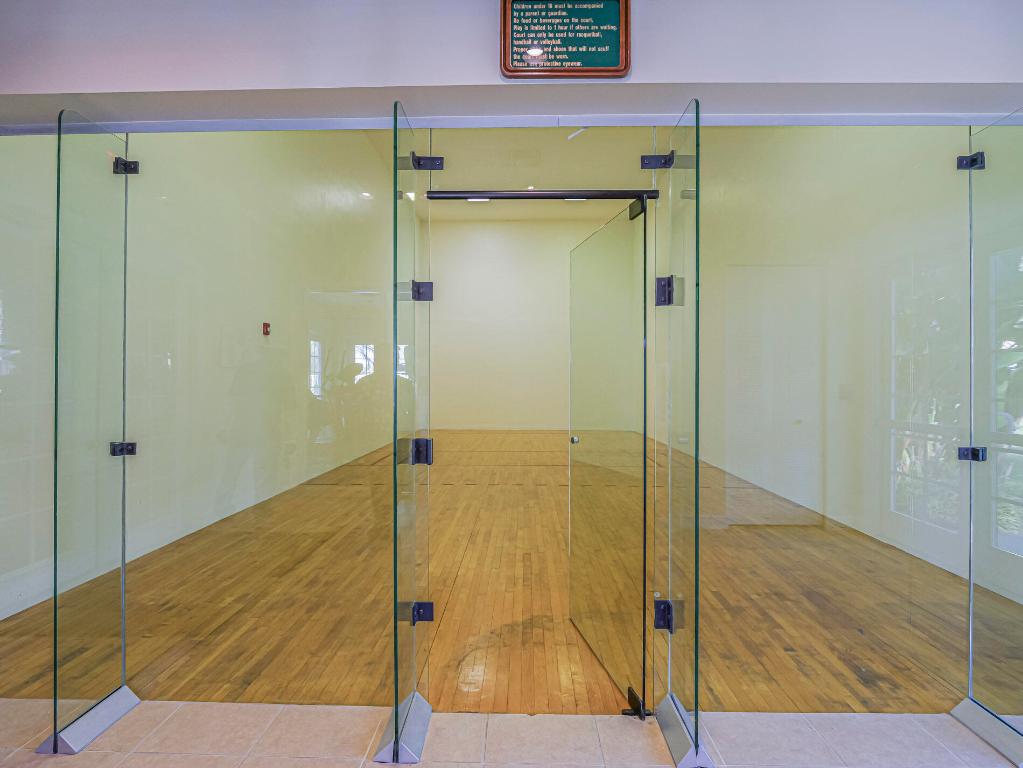 LAGUNA OF VERO - Residential