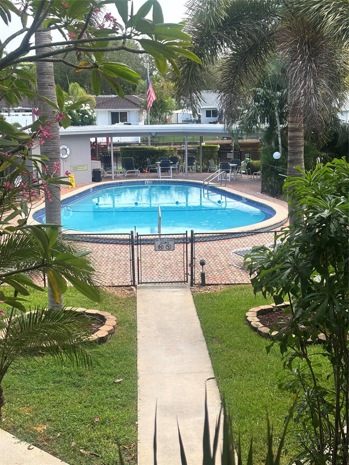 1200 SW 12th St 203