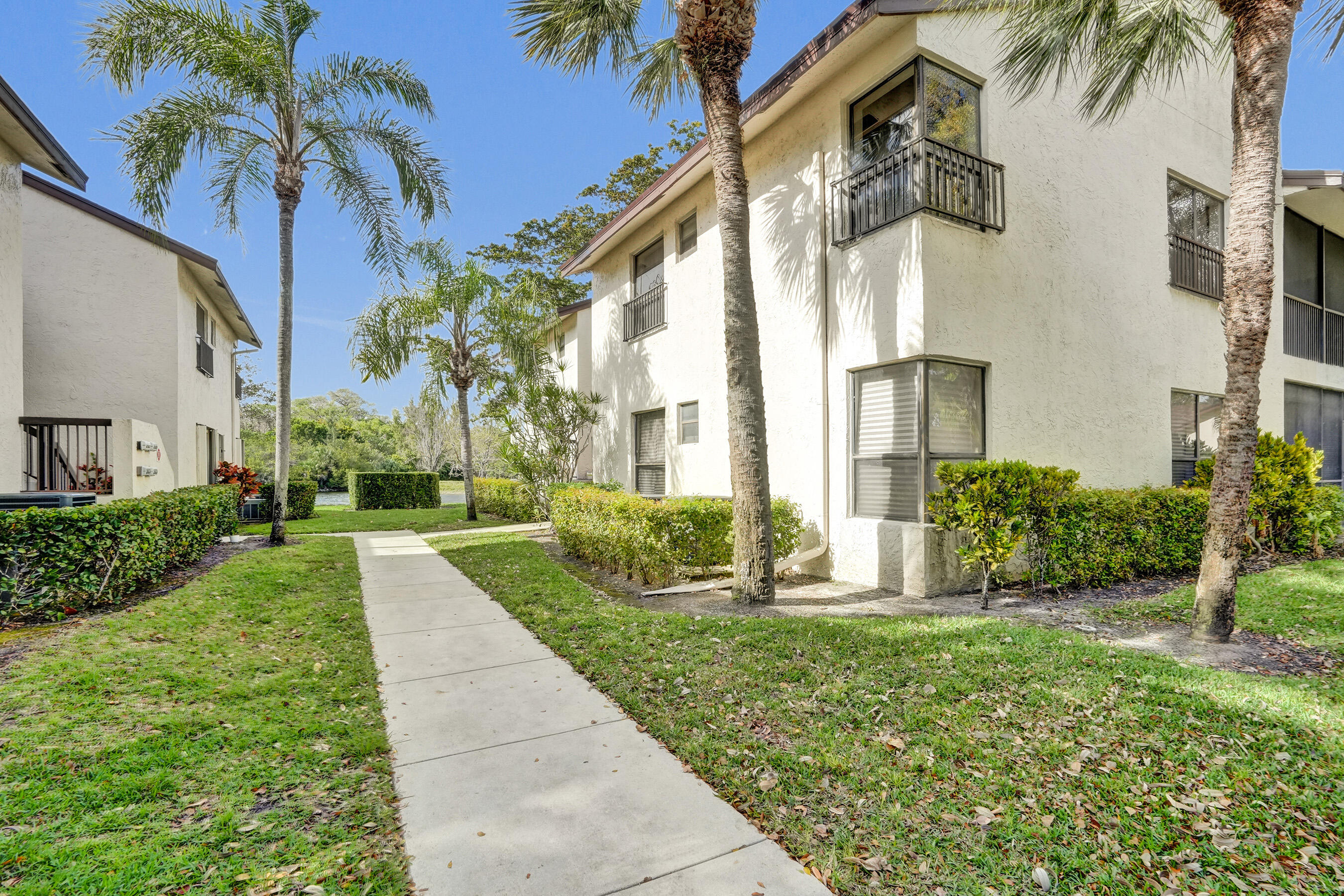 BAYWOOD VILLAGE I-A CONDO - Residential