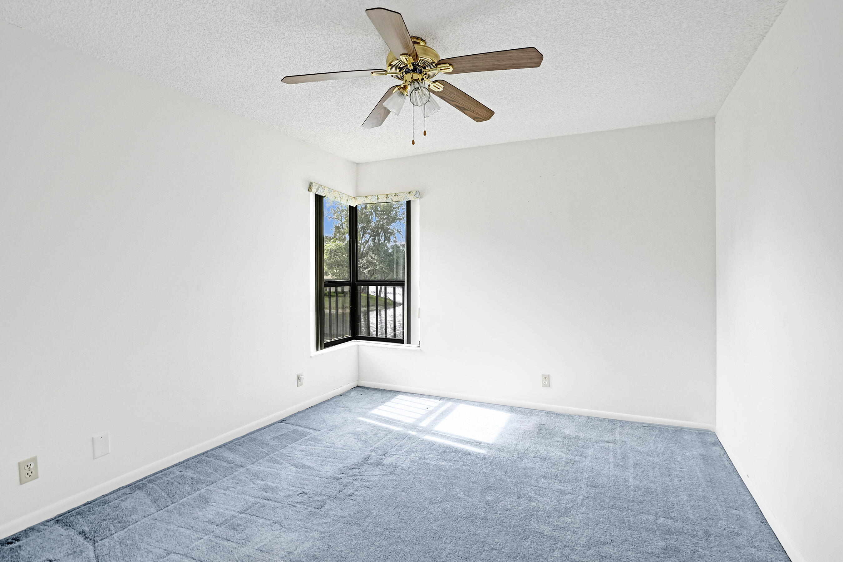 BAYWOOD VILLAGE I-A CONDO - Residential