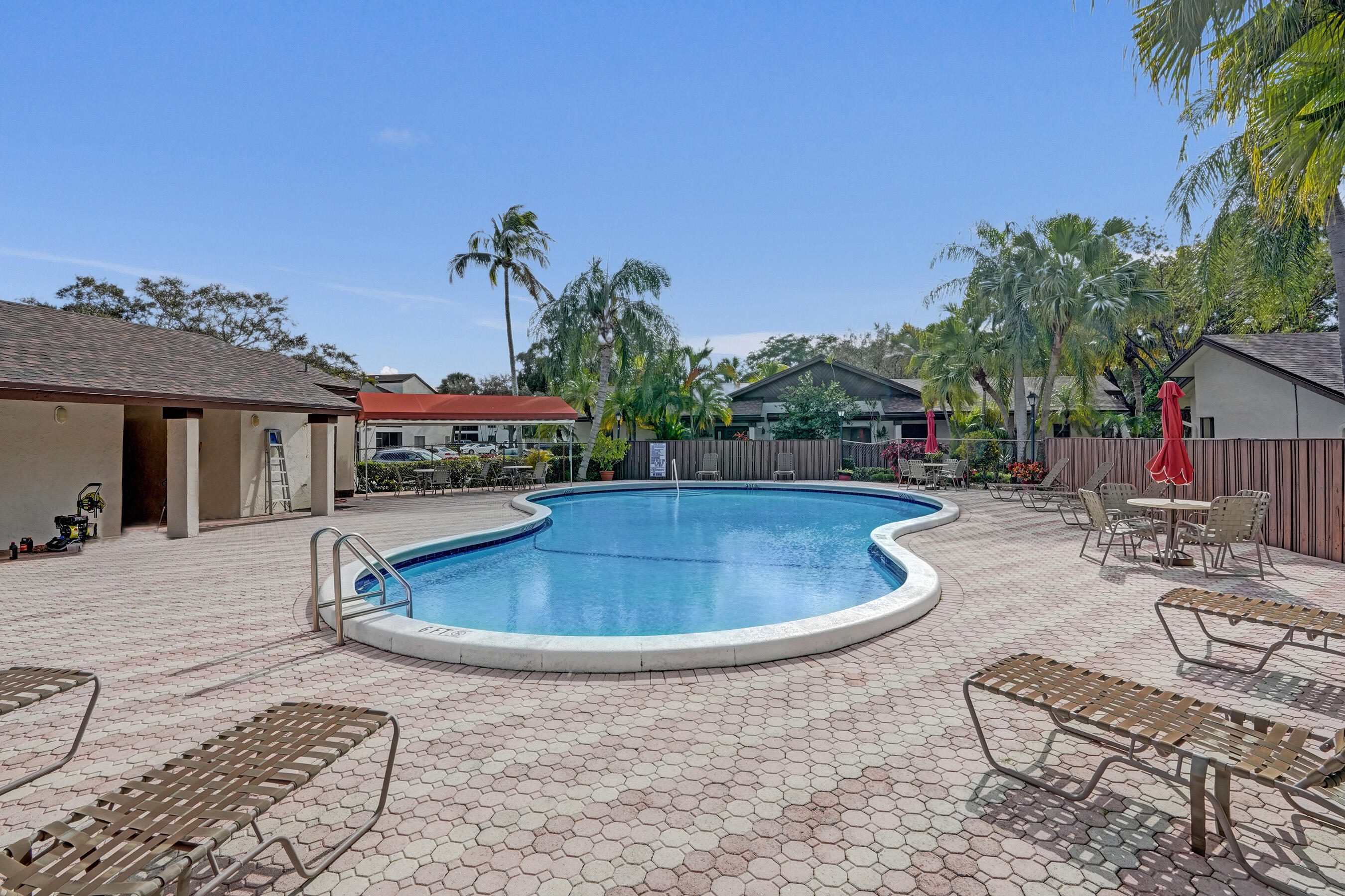 BAYWOOD VILLAGE I-A CONDO - Residential