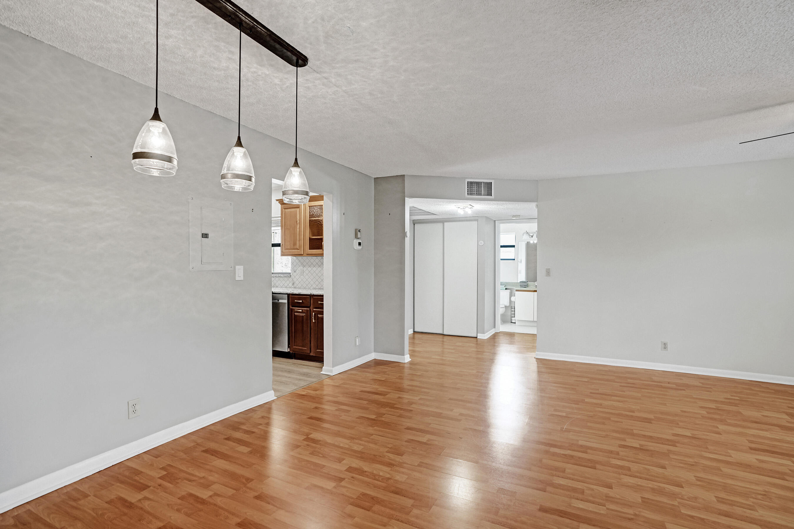 BAYWOOD VILLAGE I-A CONDO - Residential